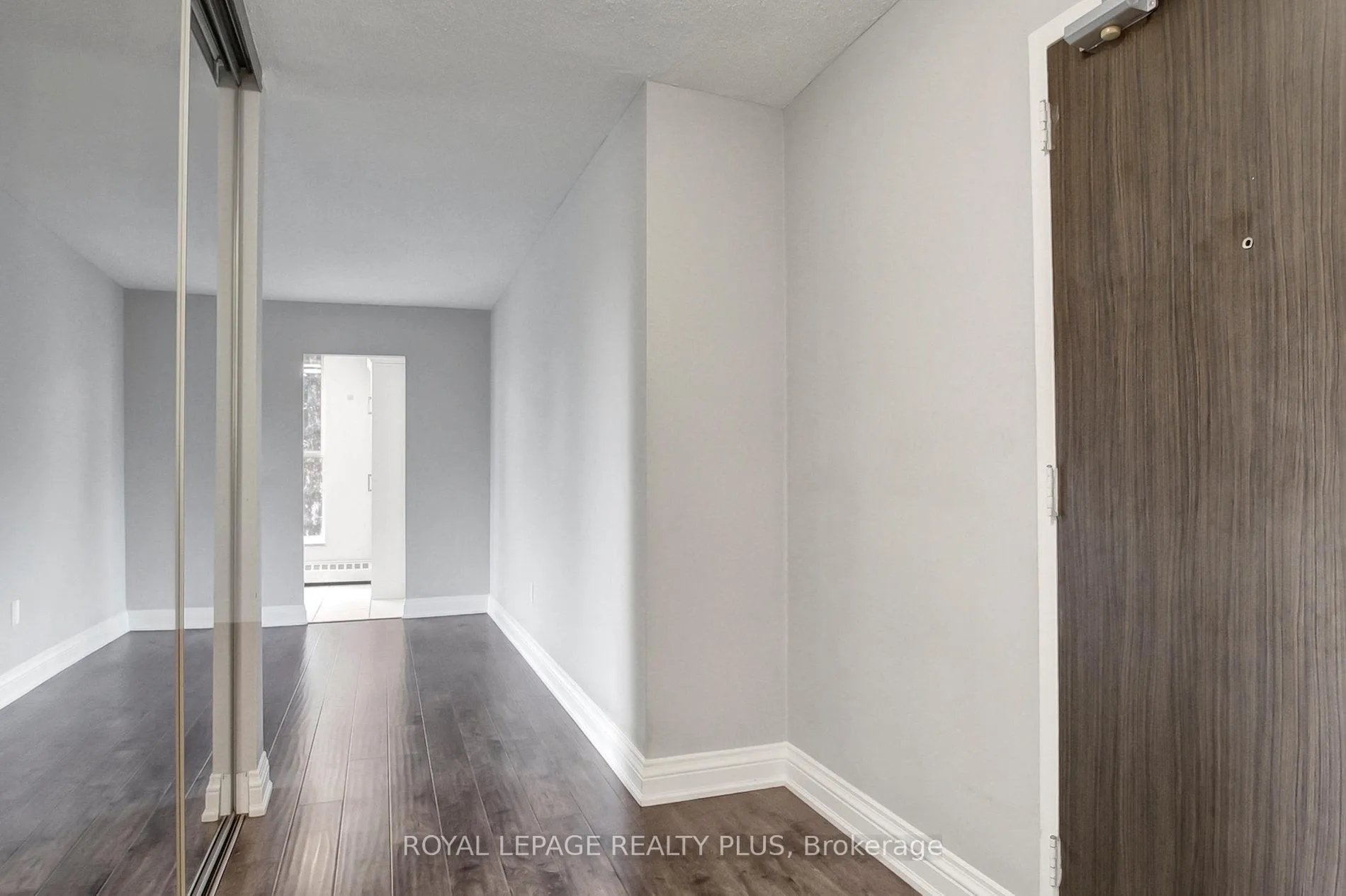 Photo 5 of Unit 309, 420 Mill Road, Etobicoke, Eringate-Centennial-West Deane — HOMEH