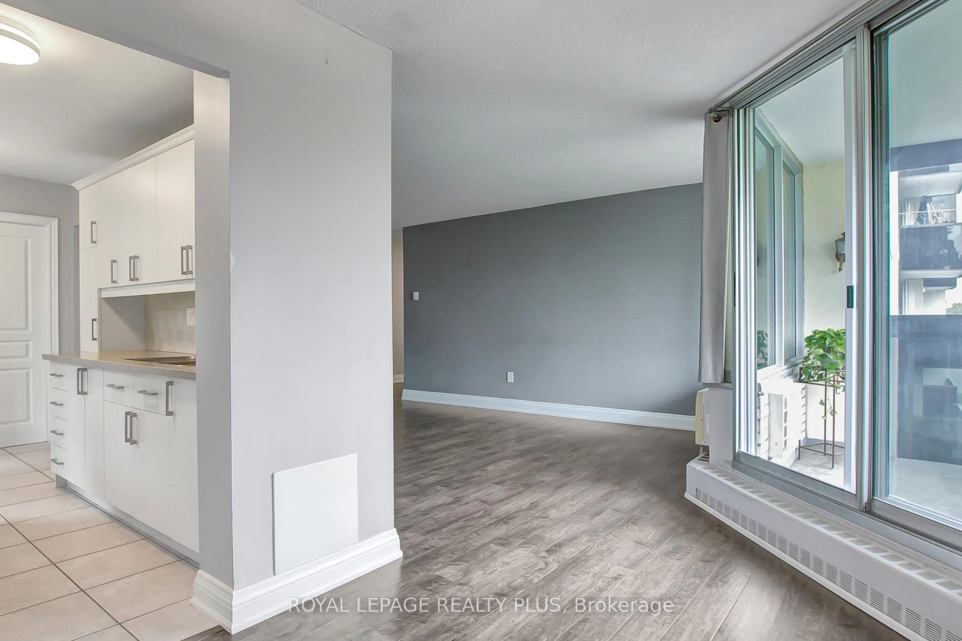 Photo 17 of Unit 309, 420 Mill Road, Etobicoke, Eringate-Centennial-West Deane — HOMEH