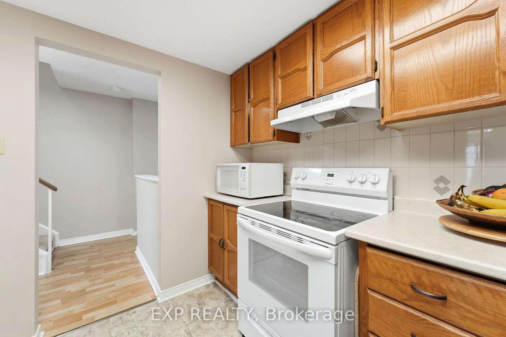 Photo 15 of Unit 8, 322 Robillard Private, Ottawa, Hunt Club Park/Greenboro — HOMEH