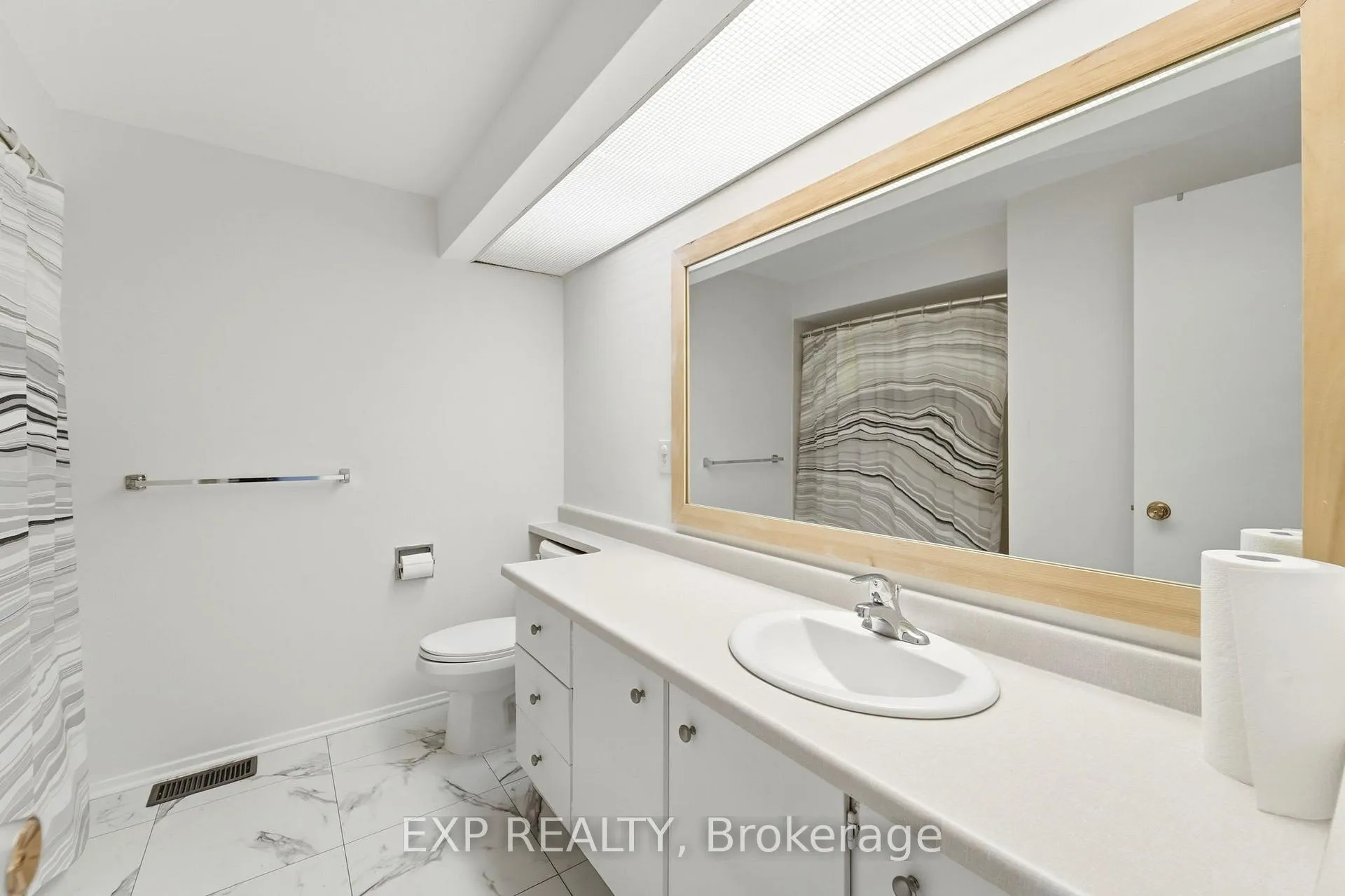 Photo 24 of Unit 8, 322 Robillard Private, Ottawa, Hunt Club Park/Greenboro — HOMEH