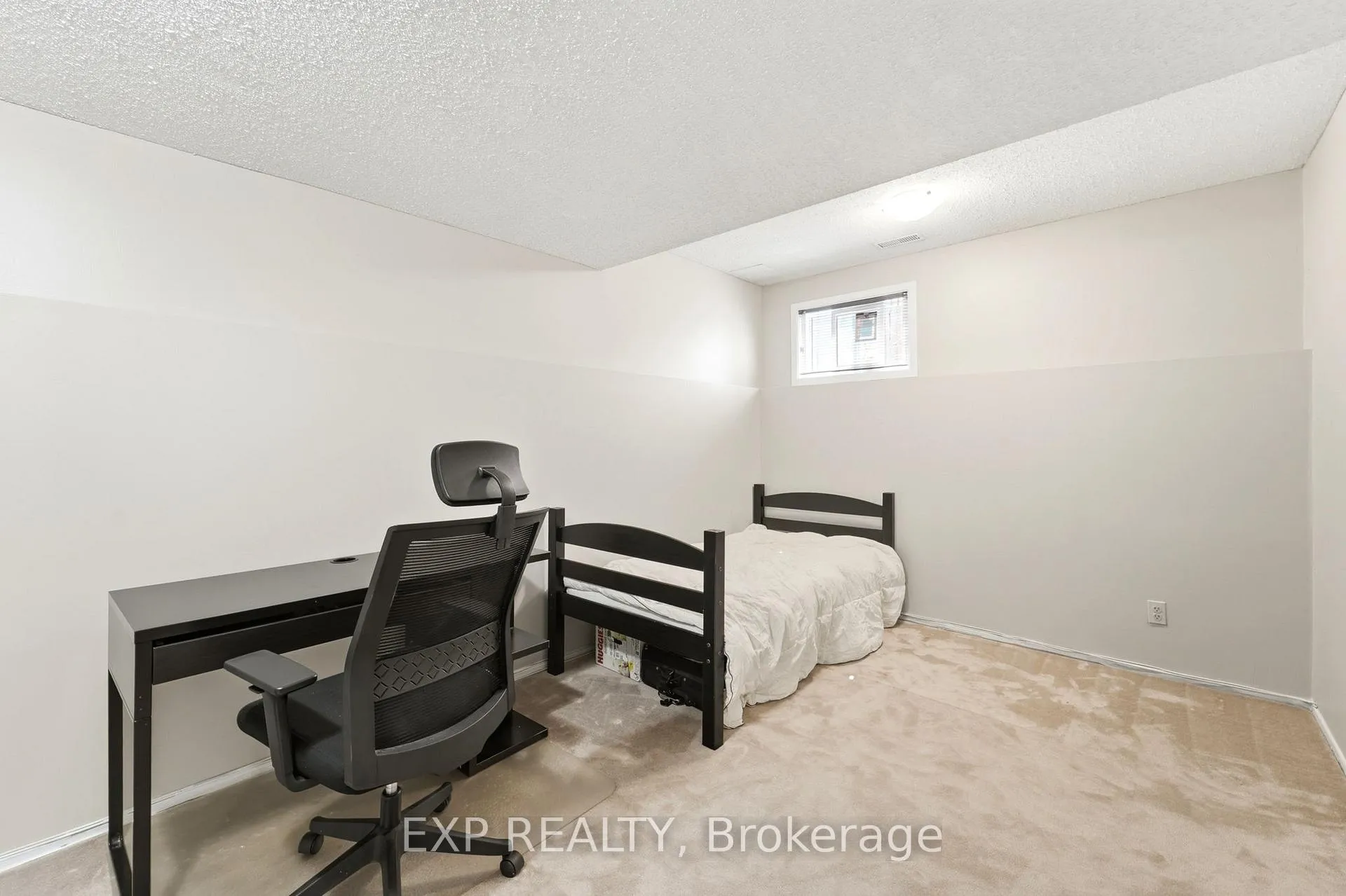 Photo 33 of Unit 8, 322 Robillard Private, Ottawa, Hunt Club Park/Greenboro — HOMEH