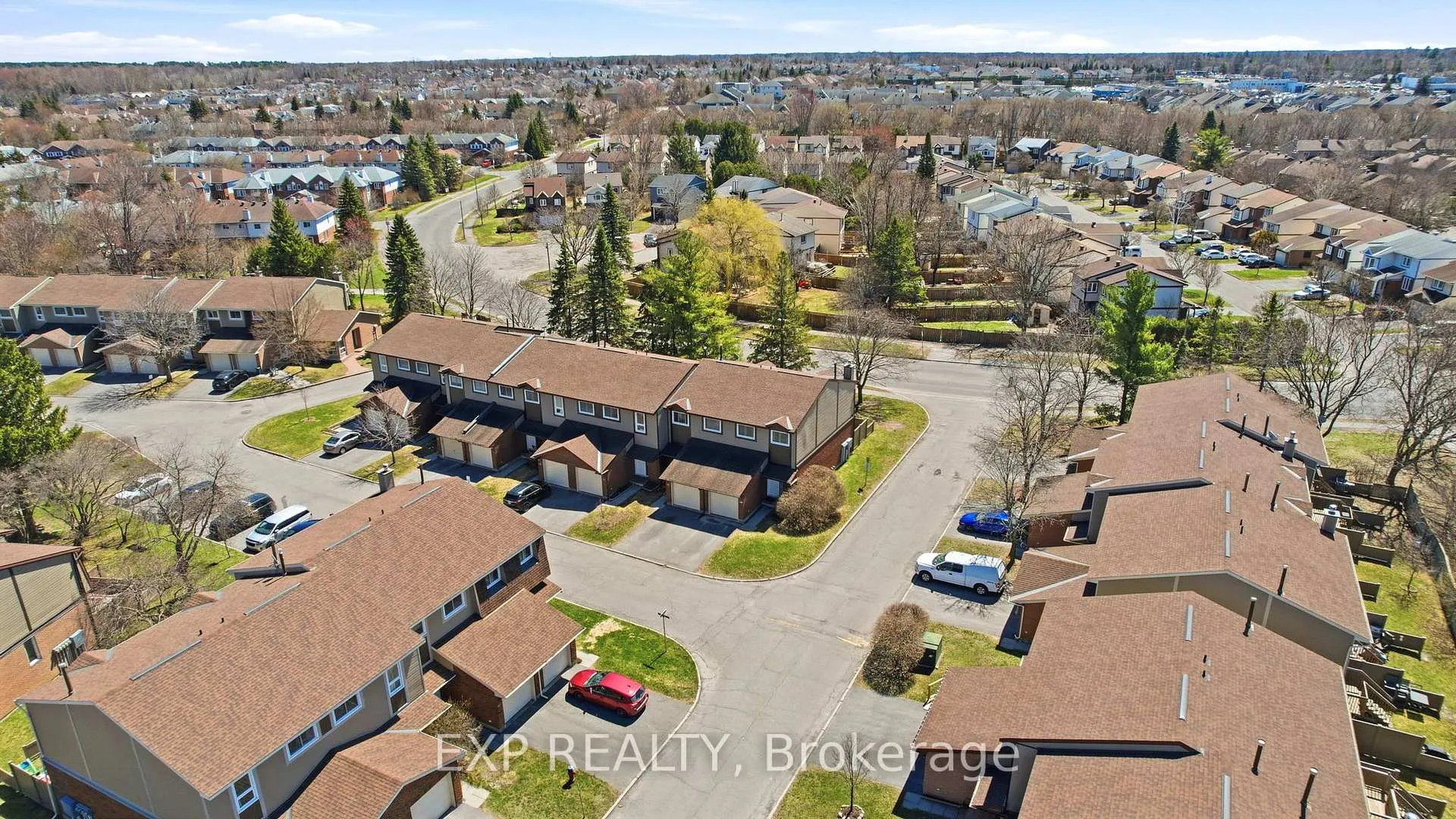 Photo 39 of Unit 8, 322 Robillard Private, Ottawa, Hunt Club Park/Greenboro — HOMEH