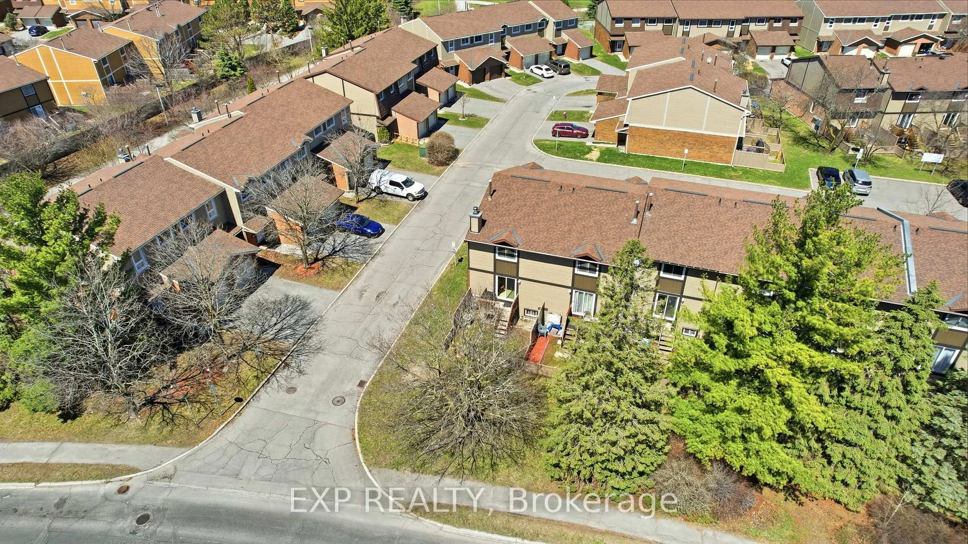 Photo 44 of Unit 8, 322 Robillard Private, Ottawa, Hunt Club Park/Greenboro — HOMEH