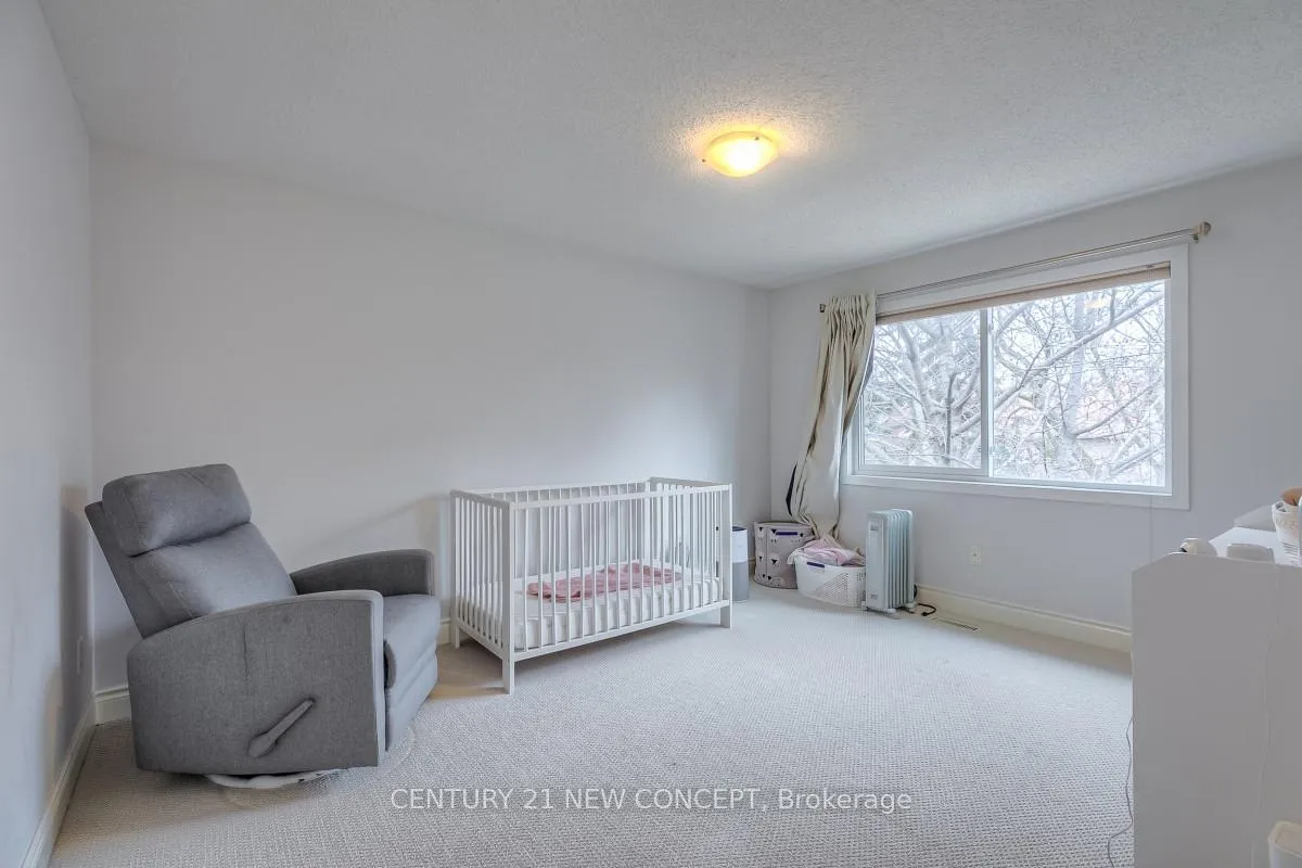 Photo 17 of 1 Whittington Court, Markham, Thornlea — HOMEH