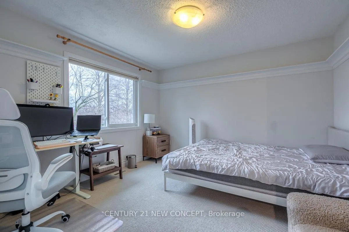 Photo 18 of 1 Whittington Court, Markham, Thornlea — HOMEH