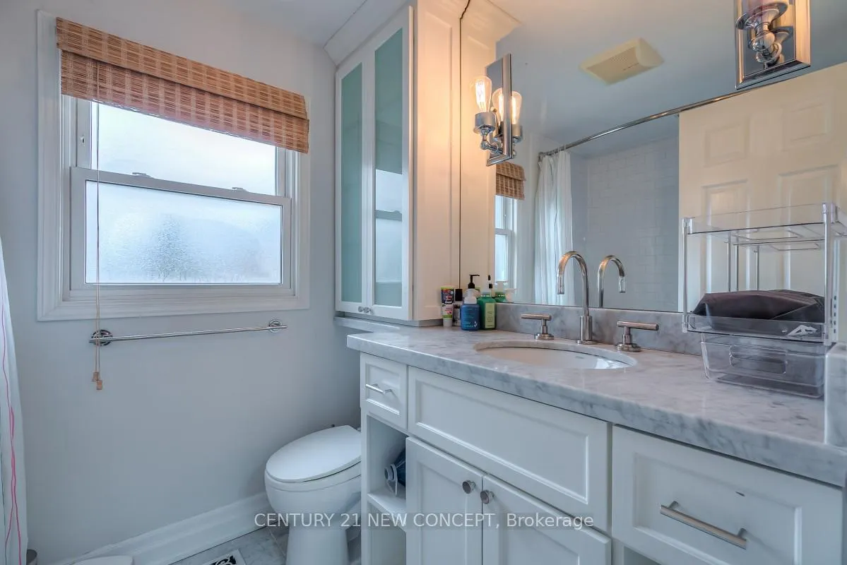 Photo 19 of 1 Whittington Court, Markham, Thornlea — HOMEH