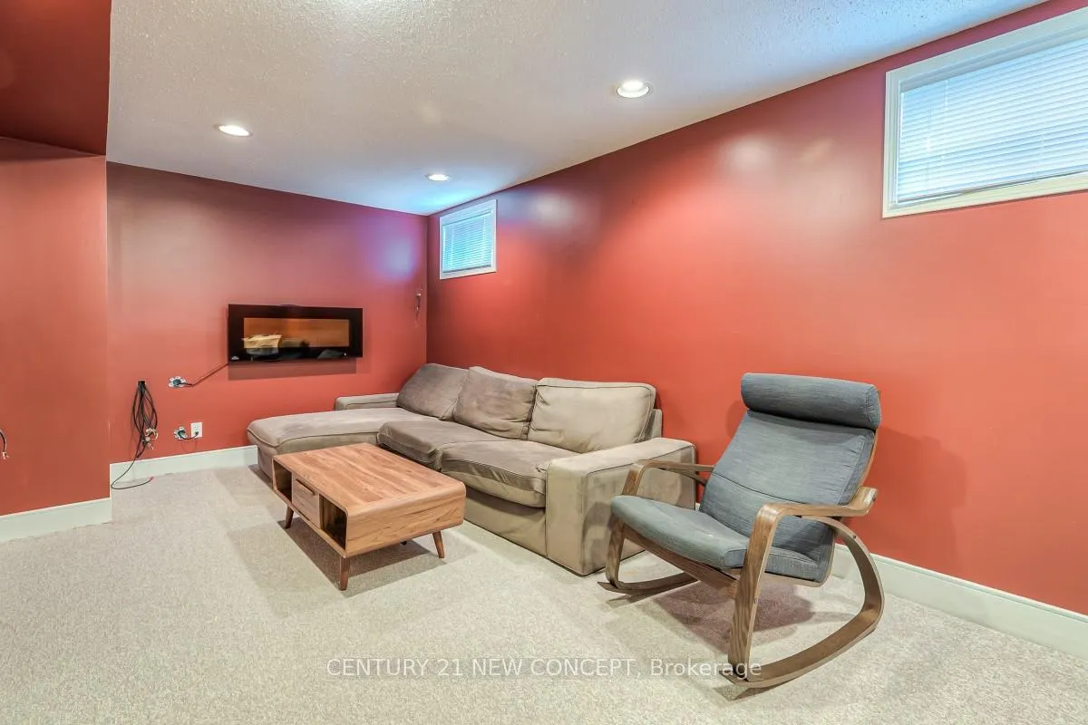 Photo 22 of 1 Whittington Court, Markham, Thornlea — HOMEH