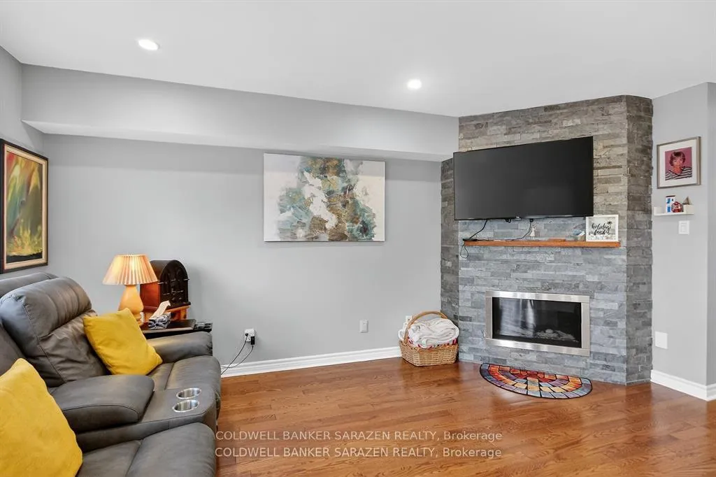 Photo 12 of 43 Daventry Crescent, Ottawa, Barrhaven - Longfields — HOMEH