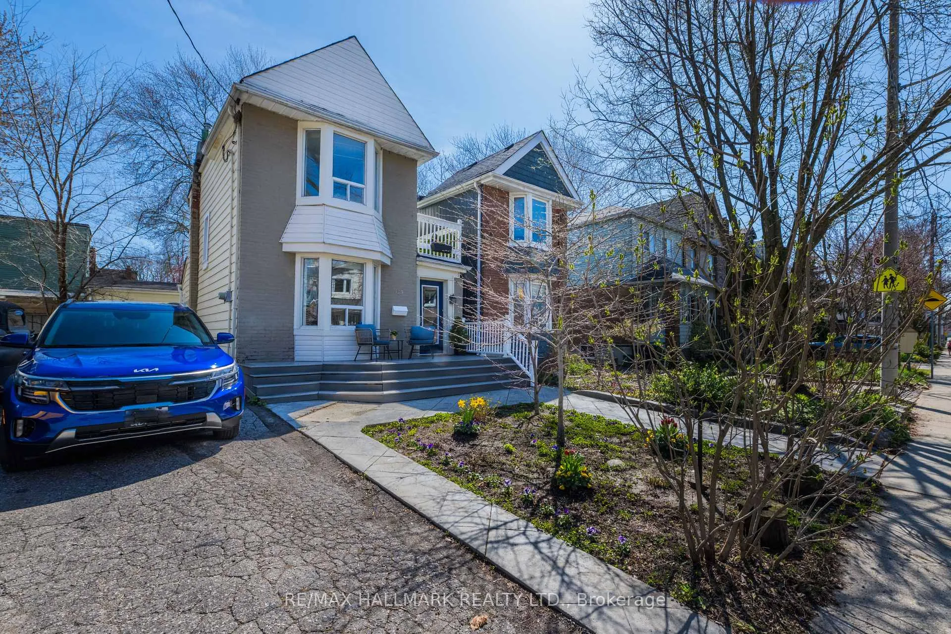 Front of 129 Woodfield Road