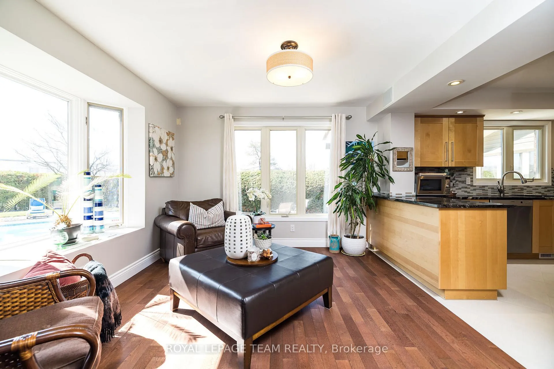 Photo 11 of 9 Casgrain Court, Ottawa, Kanata - Beaverbrook — HOMEH