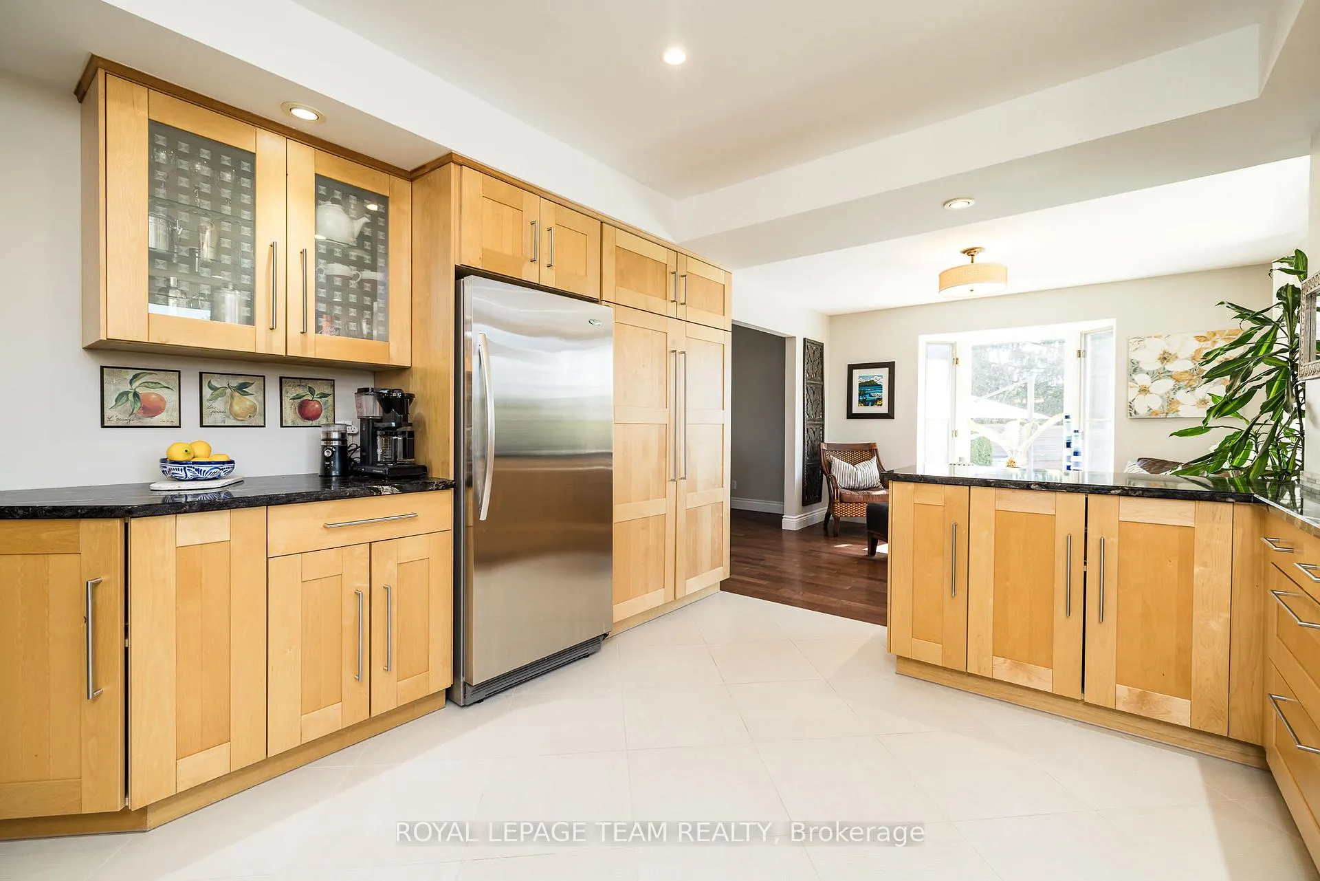 Photo 14 of 9 Casgrain Court, Ottawa, Kanata - Beaverbrook — HOMEH