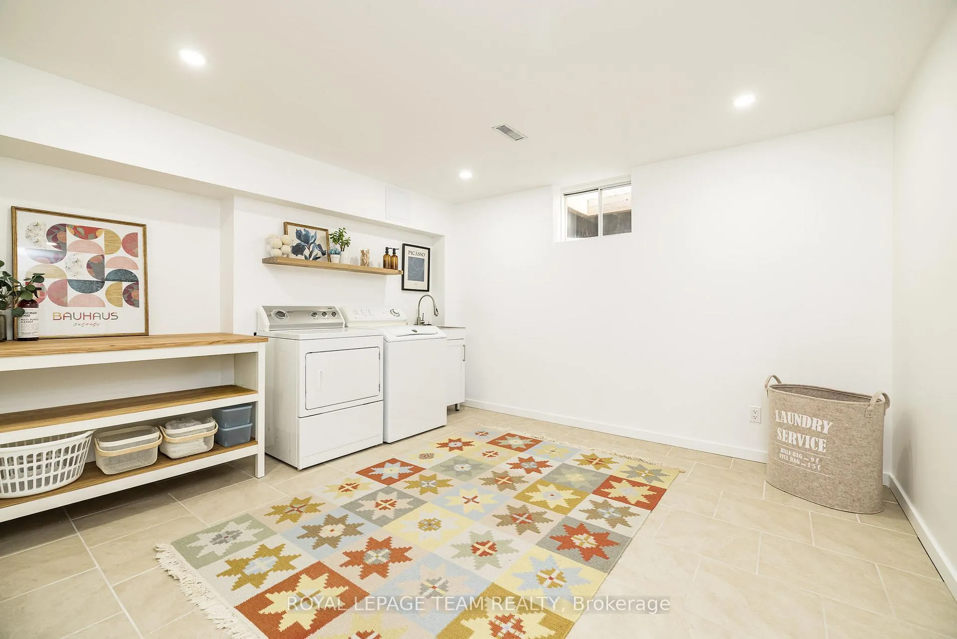 Photo 34 of 9 Casgrain Court, Ottawa, Kanata - Beaverbrook — HOMEH