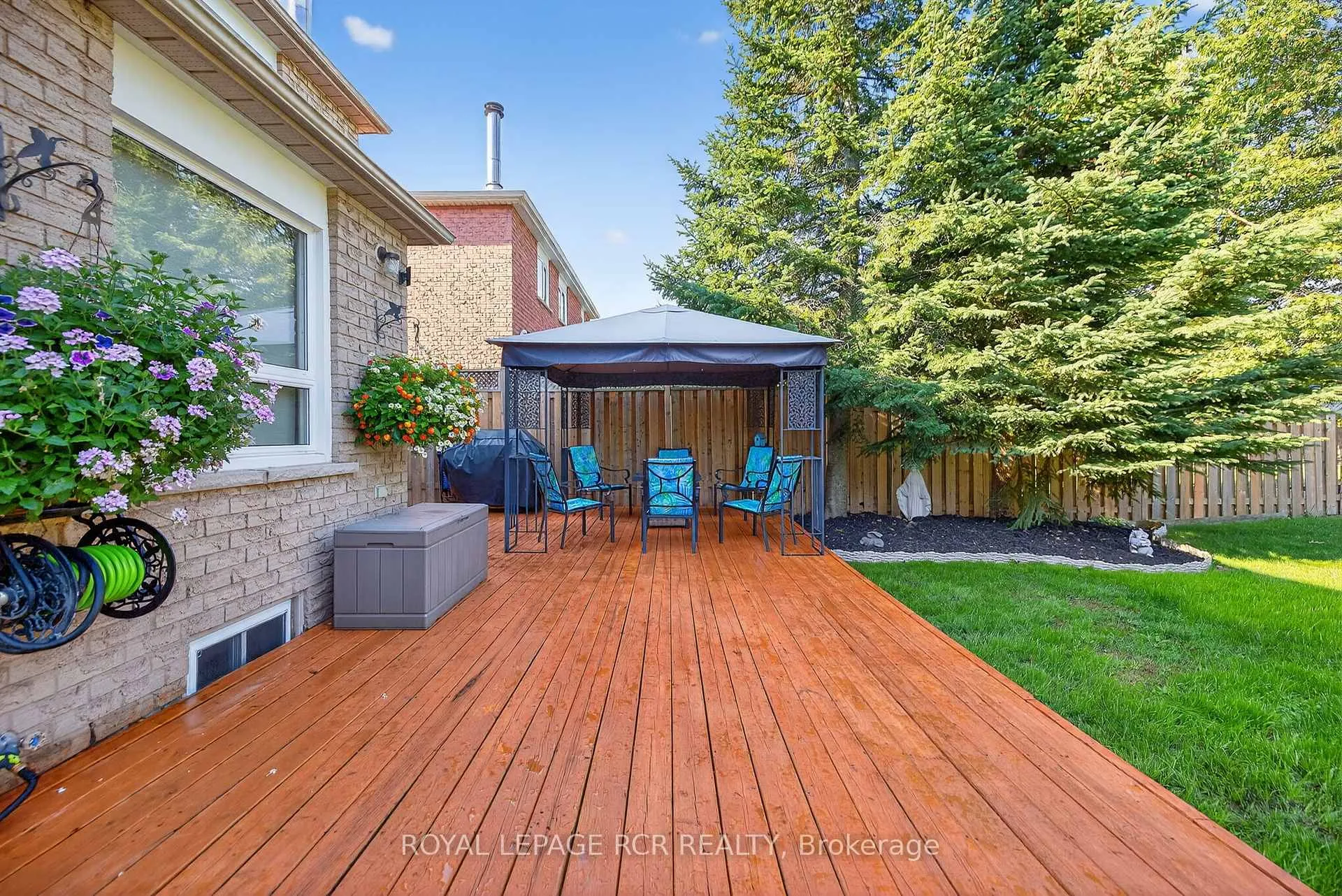 Photo 33 of 21 Webster Way, Halton Hills, Georgetown — HOMEH