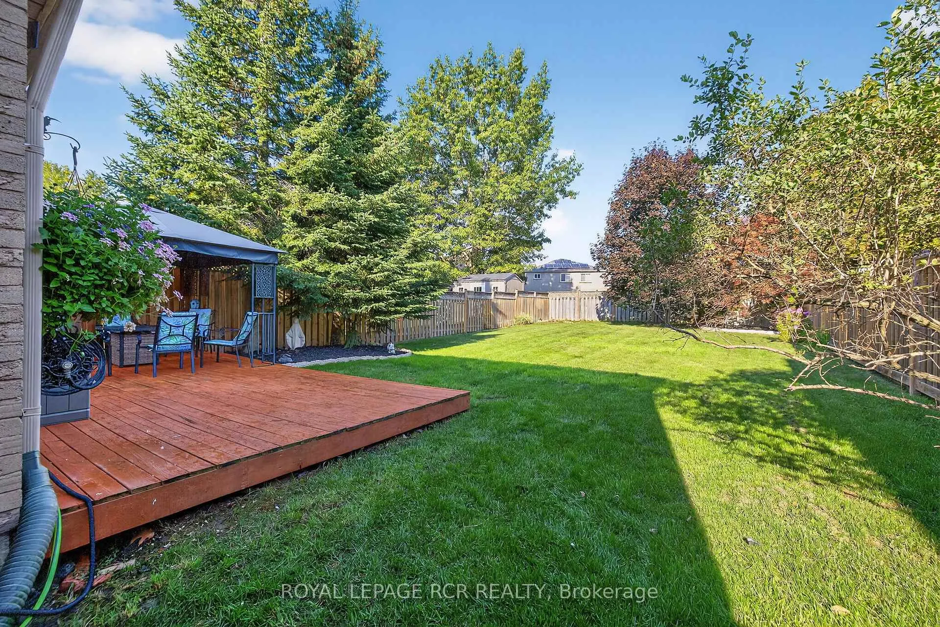 Photo 34 of 21 Webster Way, Halton Hills, Georgetown — HOMEH