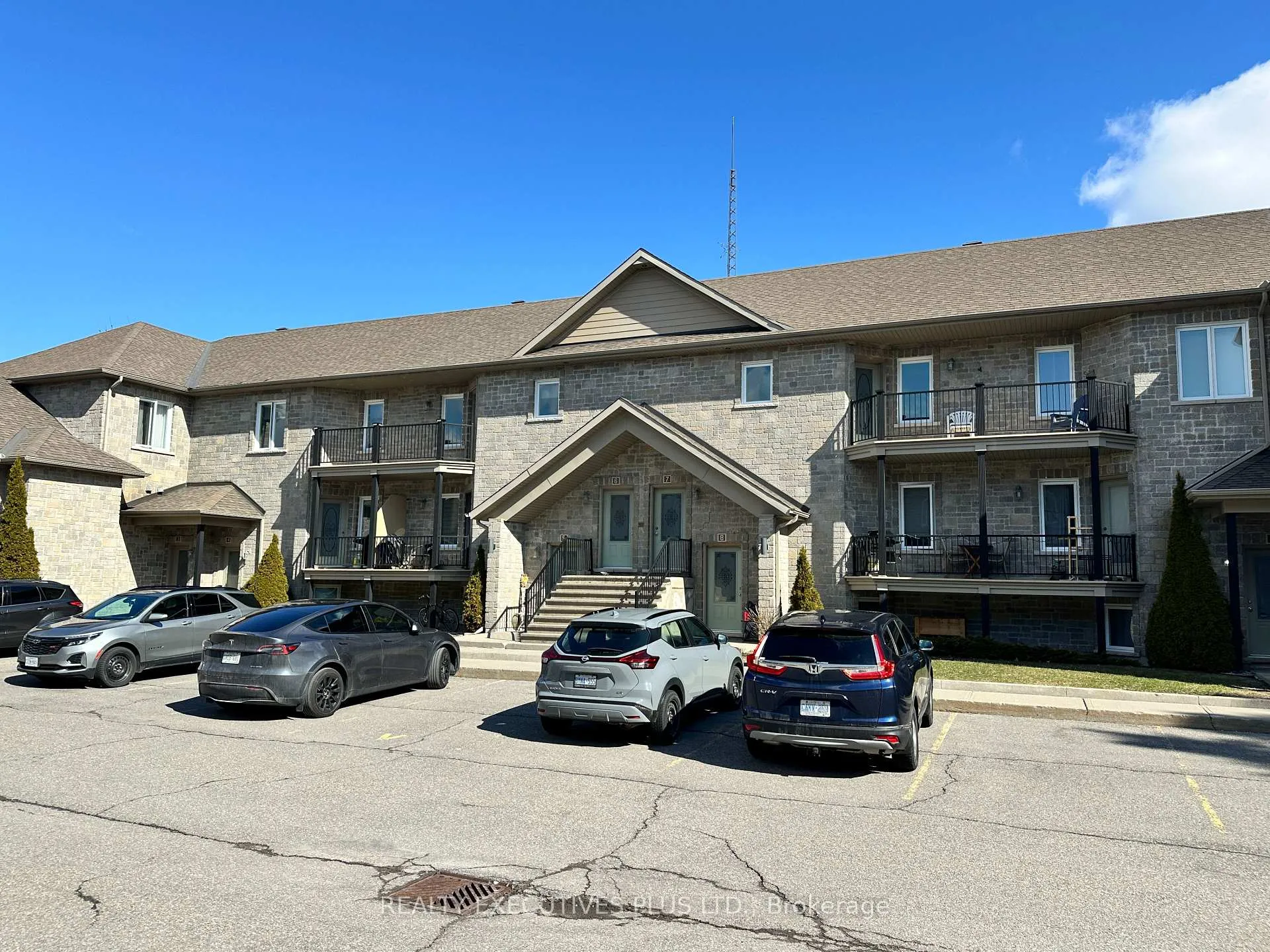 Front of Unit 6, 41 Main Street