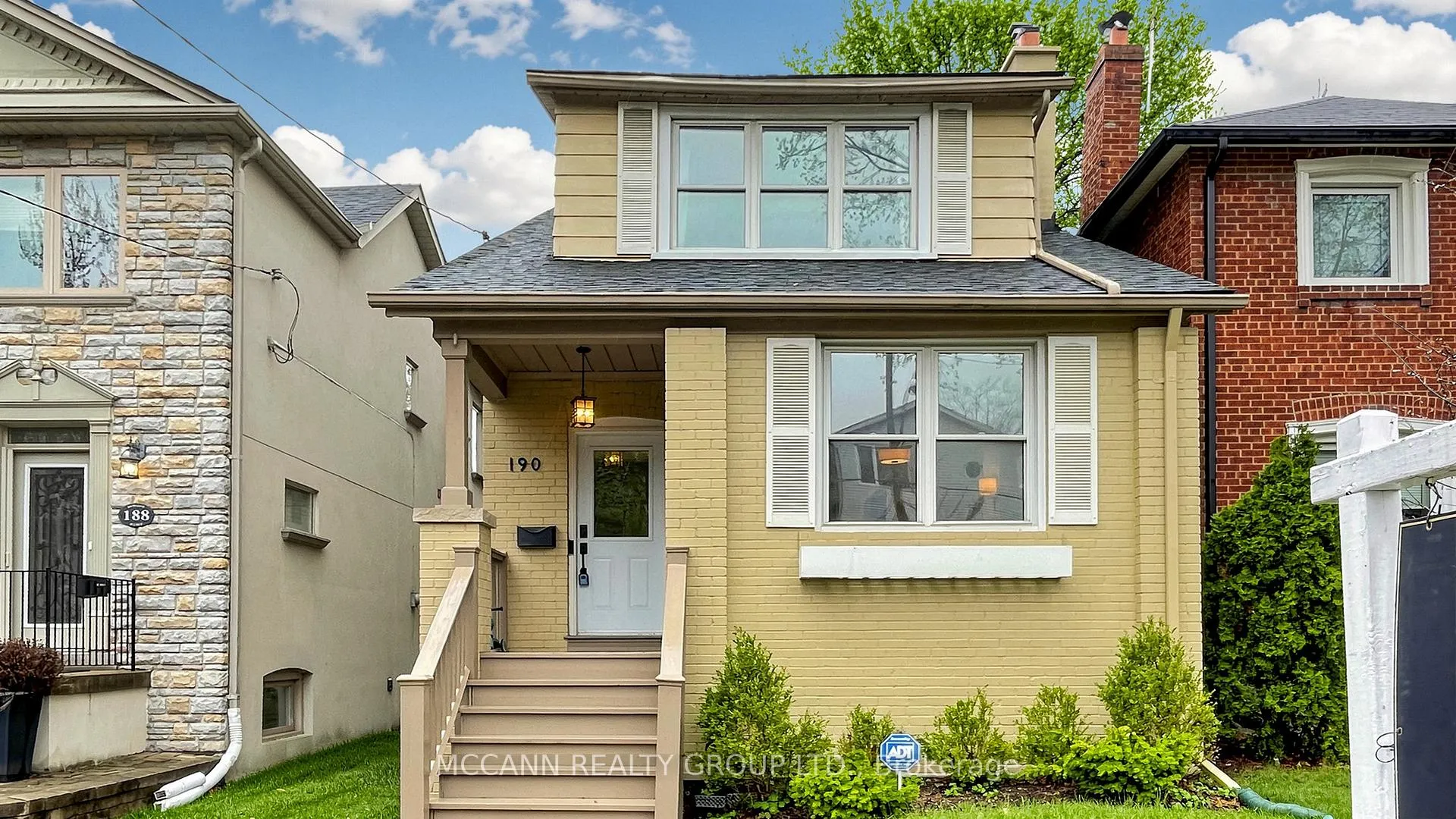 Photo 3 of 190 Bowood Avenue, Toronto, Lawrence Park North — HOMEH