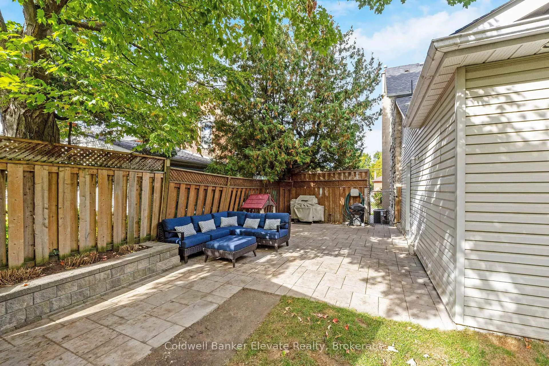 Photo 42 of 6 Queen Street, Halton Hills, Georgetown — HOMEH