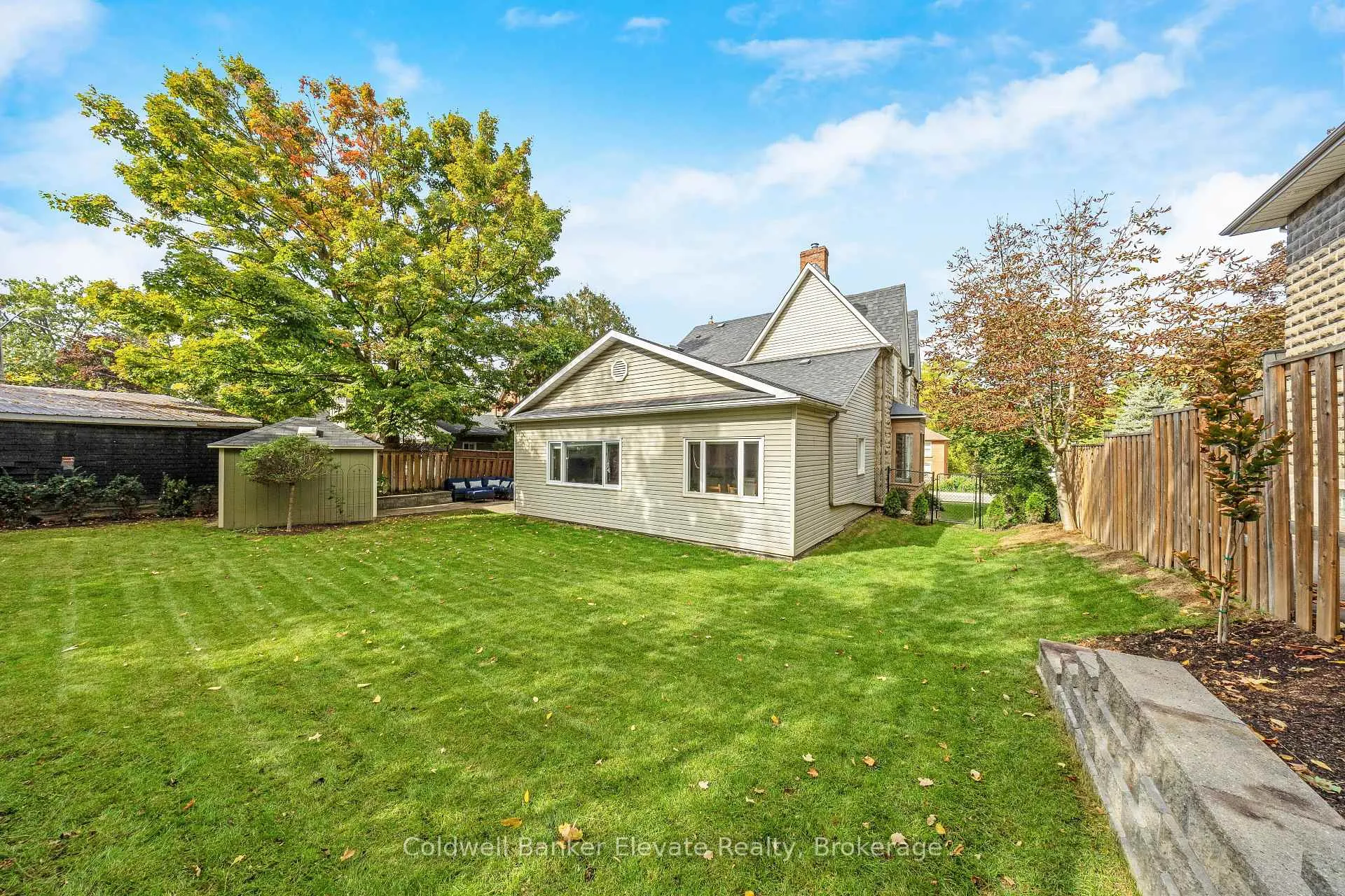 Photo 43 of 6 Queen Street, Halton Hills, Georgetown — HOMEH
