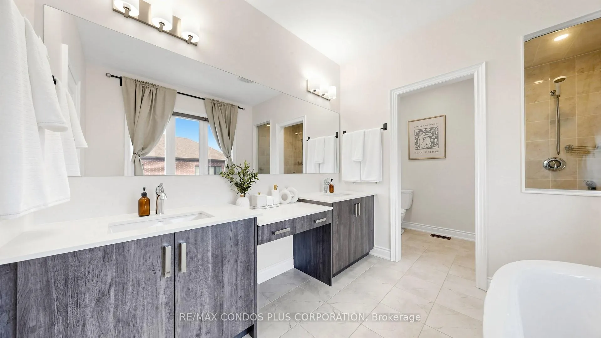Photo 19 of 1361 Yellow Rose Circle, Oakville, Glen Abbey — HOMEH