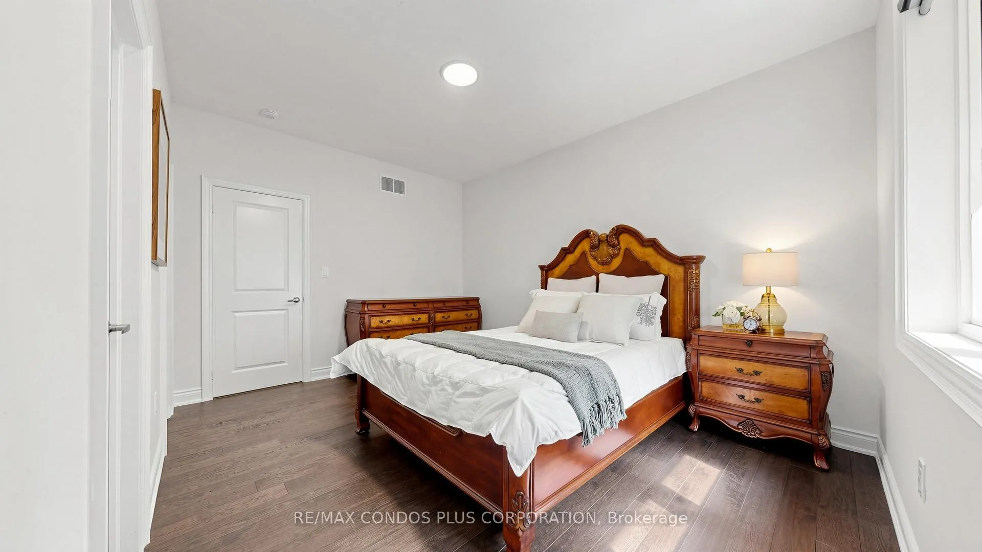 Photo 23 of 1361 Yellow Rose Circle, Oakville, Glen Abbey — HOMEH