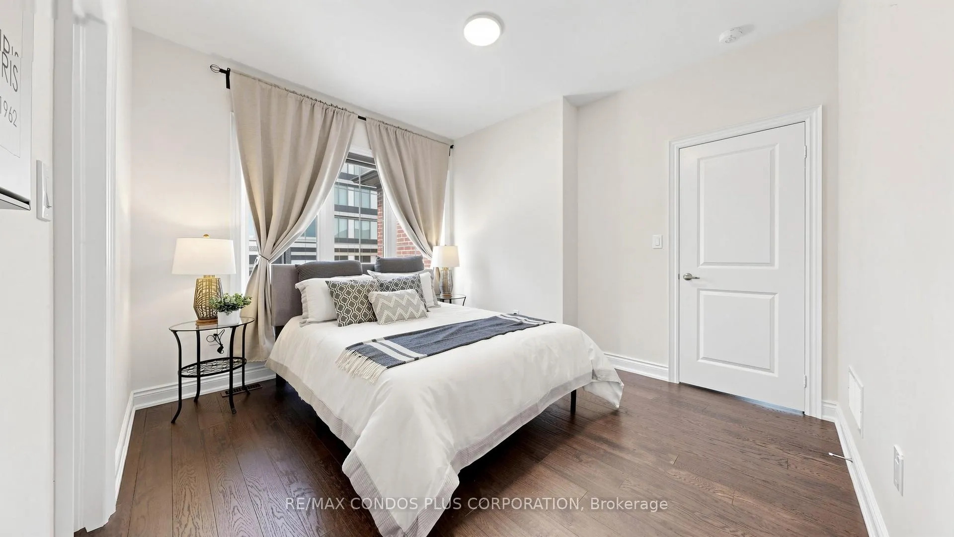 Photo 24 of 1361 Yellow Rose Circle, Oakville, Glen Abbey — HOMEH