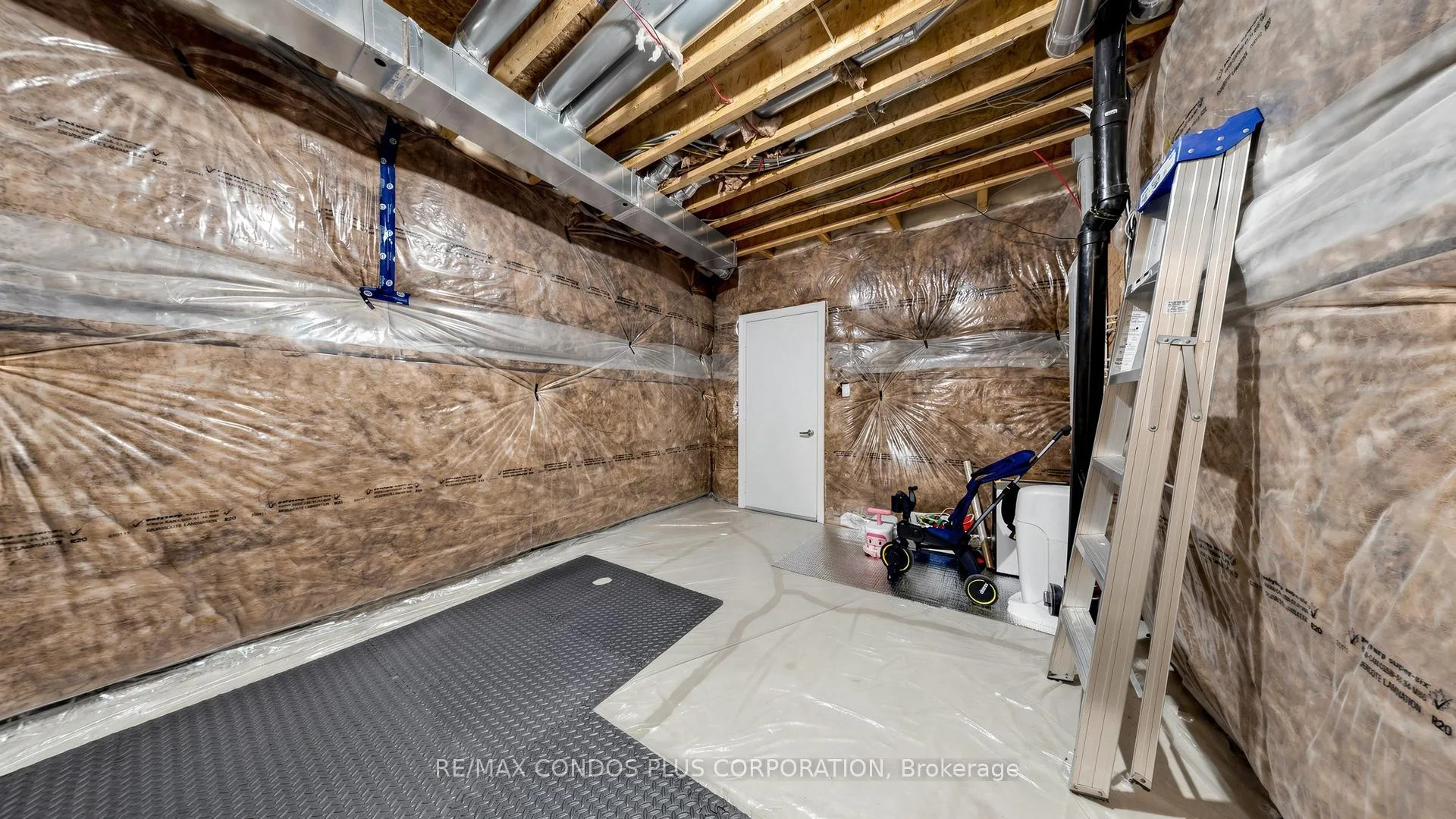 Photo 32 of 1361 Yellow Rose Circle, Oakville, Glen Abbey — HOMEH