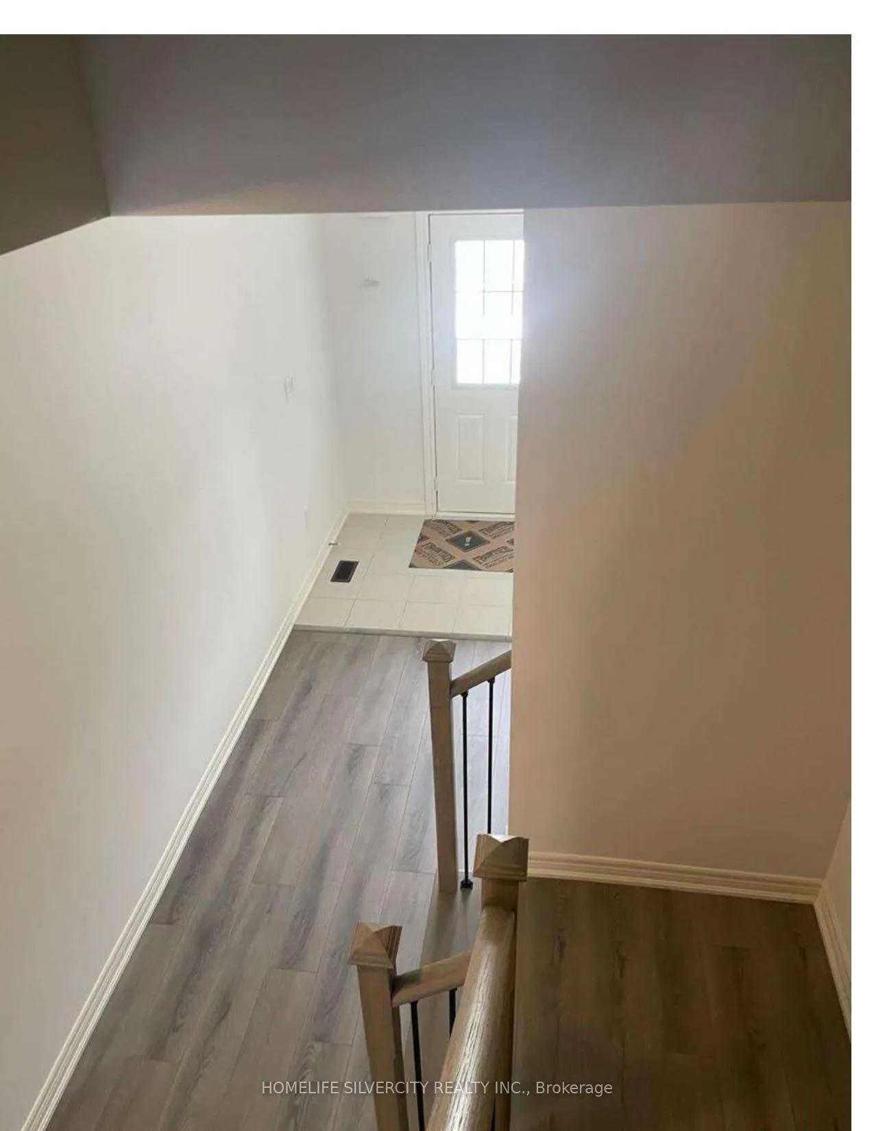 Photo 2 of 86 Gledhill Crescent, Cambridge — HOMEH