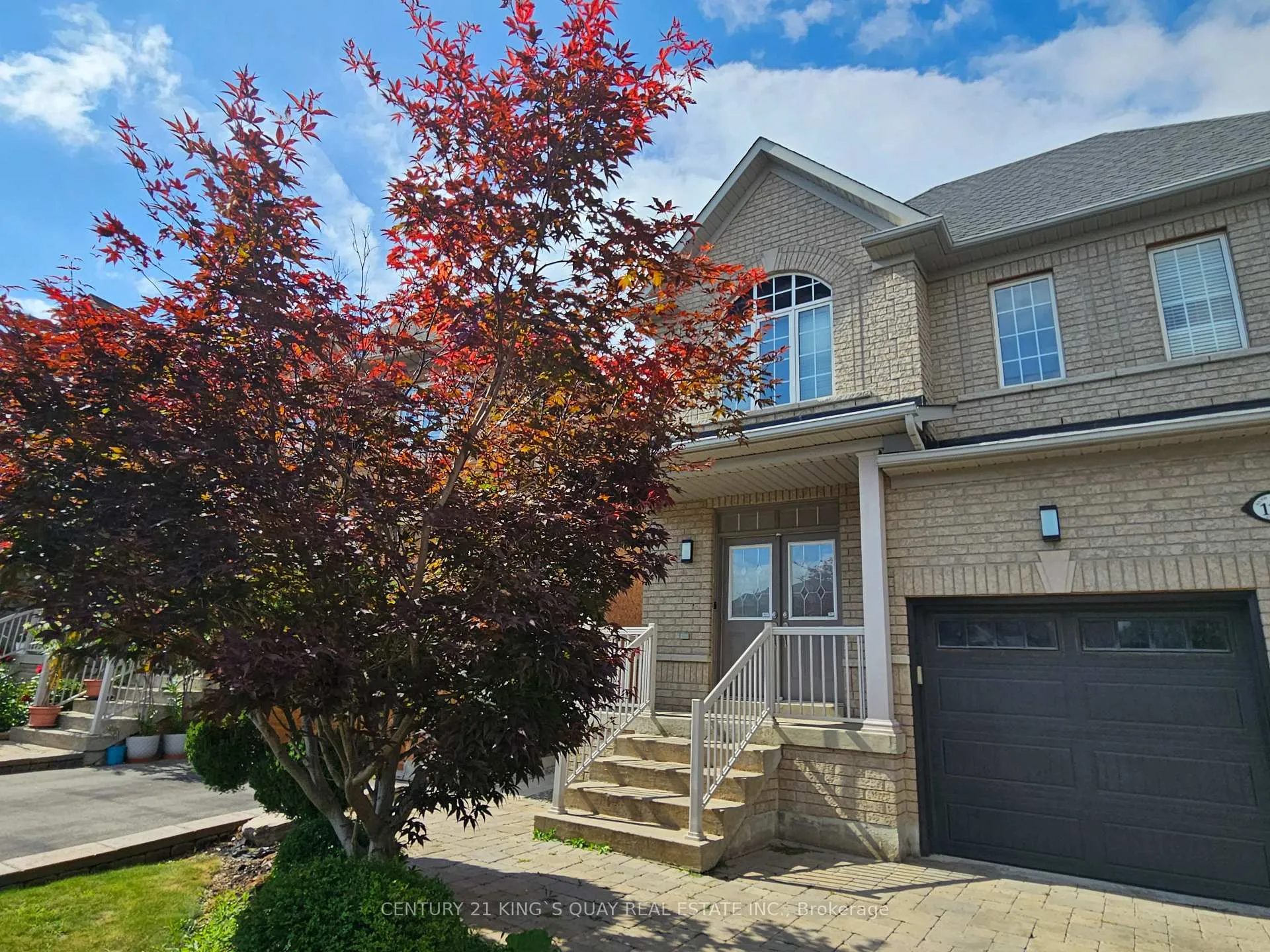 Photo 3 of 118 Sand Valley Street, Vaughan, Patterson — HOMEH