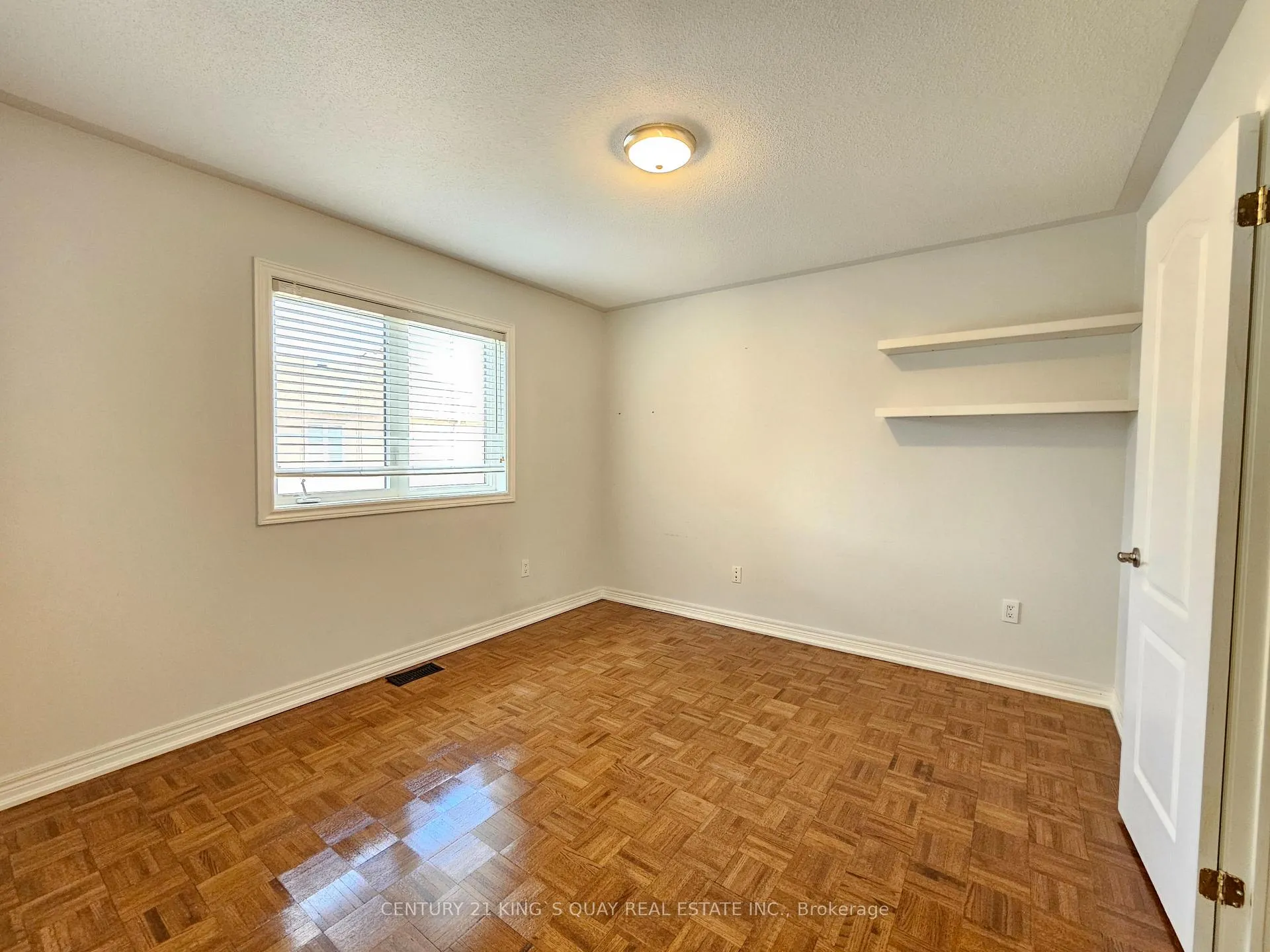 Photo 25 of 118 Sand Valley Street, Vaughan, Patterson — HOMEH