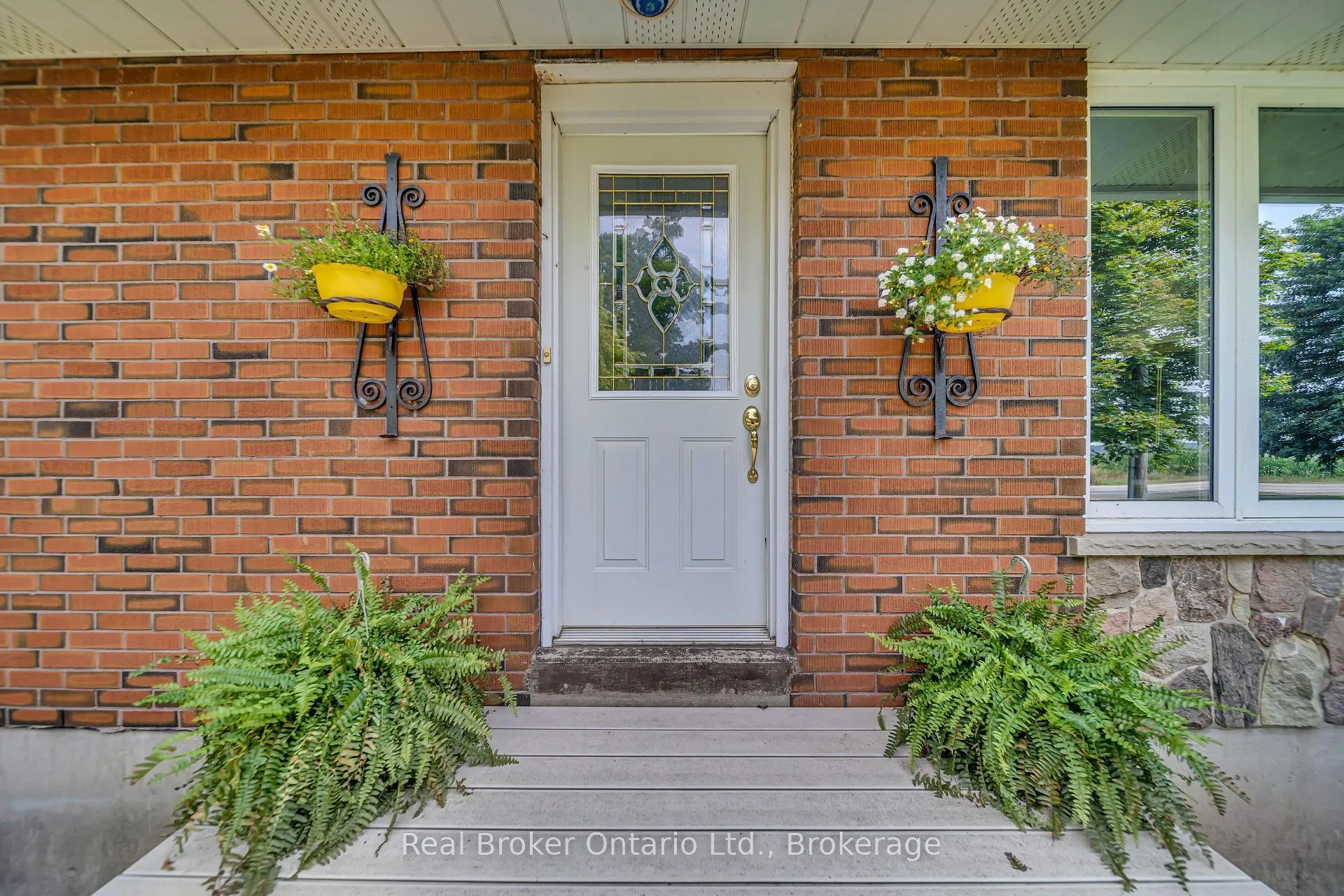 Photo 4 of 5427 Perth Rd 178, North Perth, Listowel — HOMEH