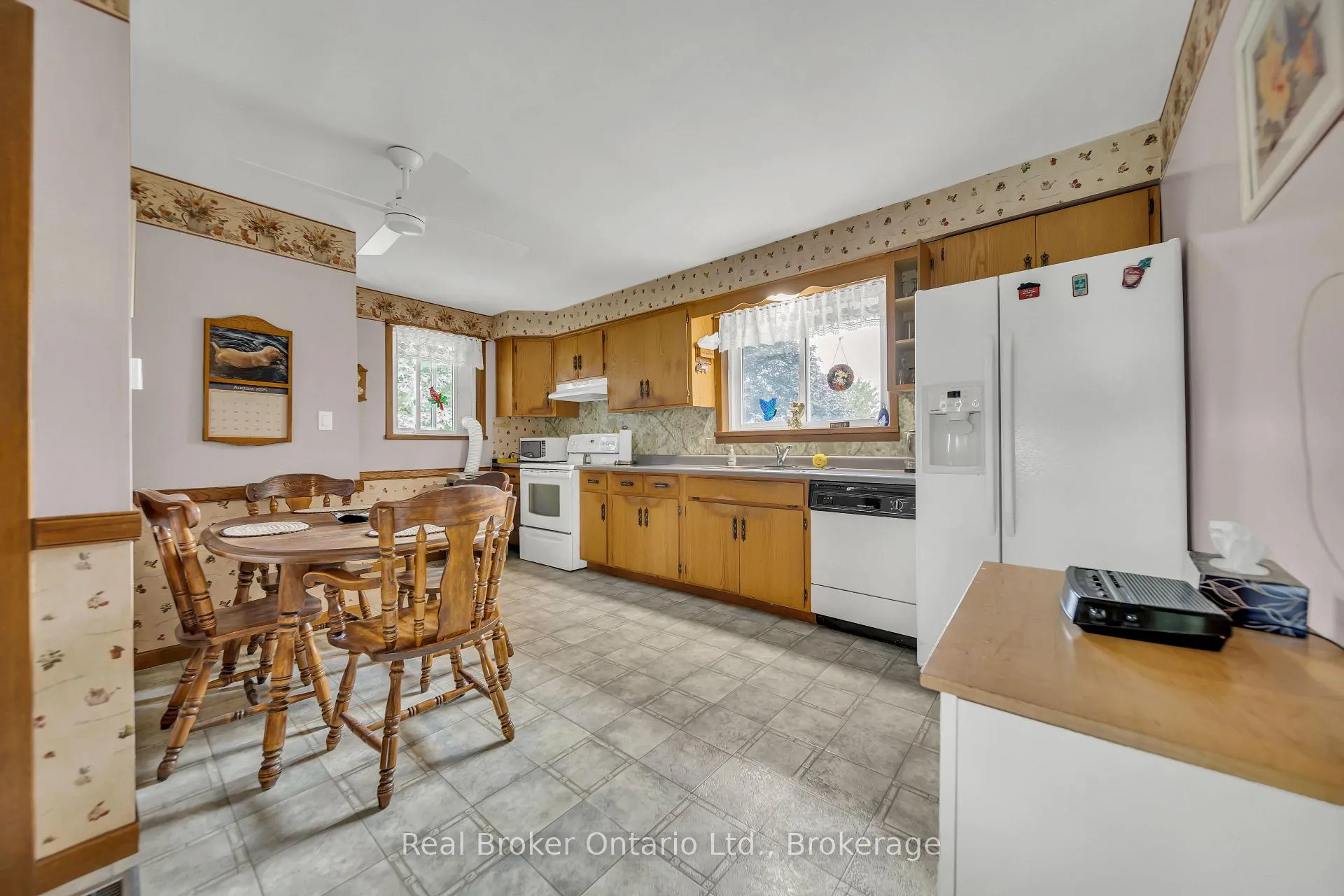 Photo 9 of 5427 Perth Rd 178, North Perth, Listowel — HOMEH