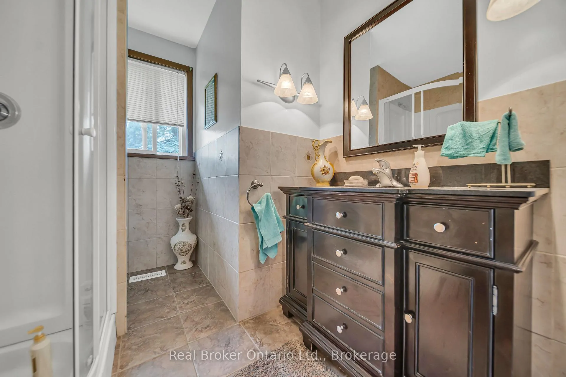 Photo 17 of 5427 Perth Rd 178, North Perth, Listowel — HOMEH