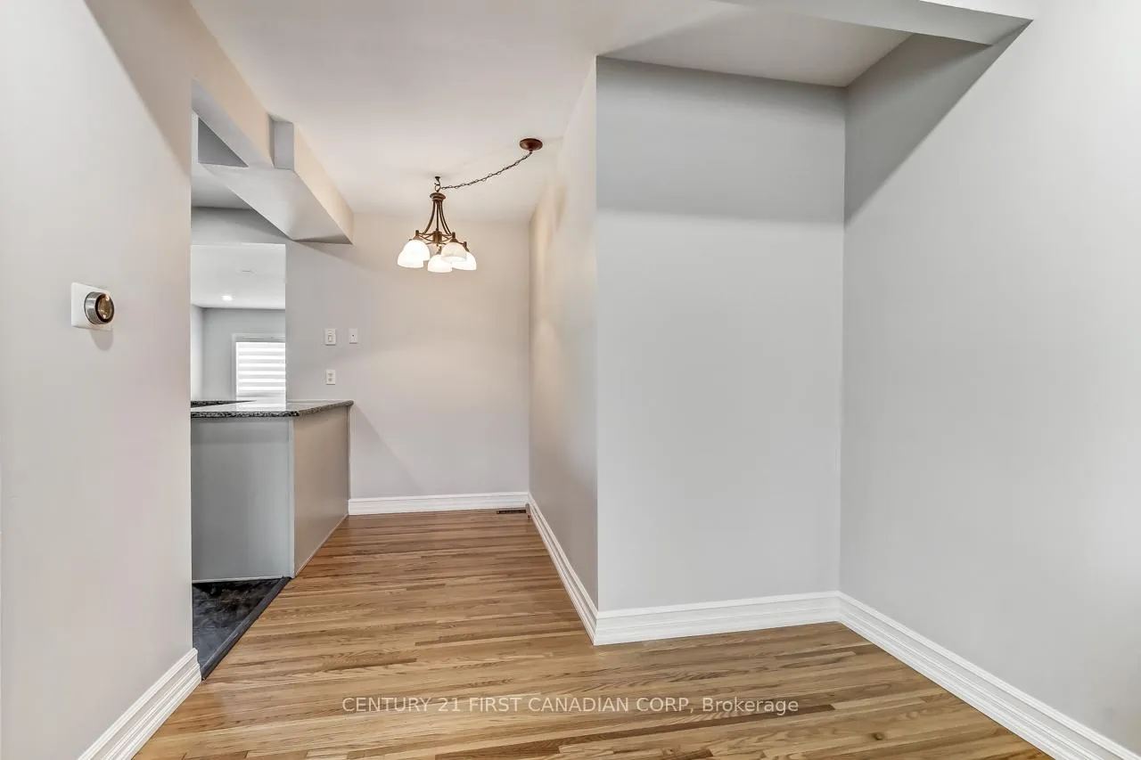 Photo 10 of 9 McLachlin Place, St. Thomas — HOMEH