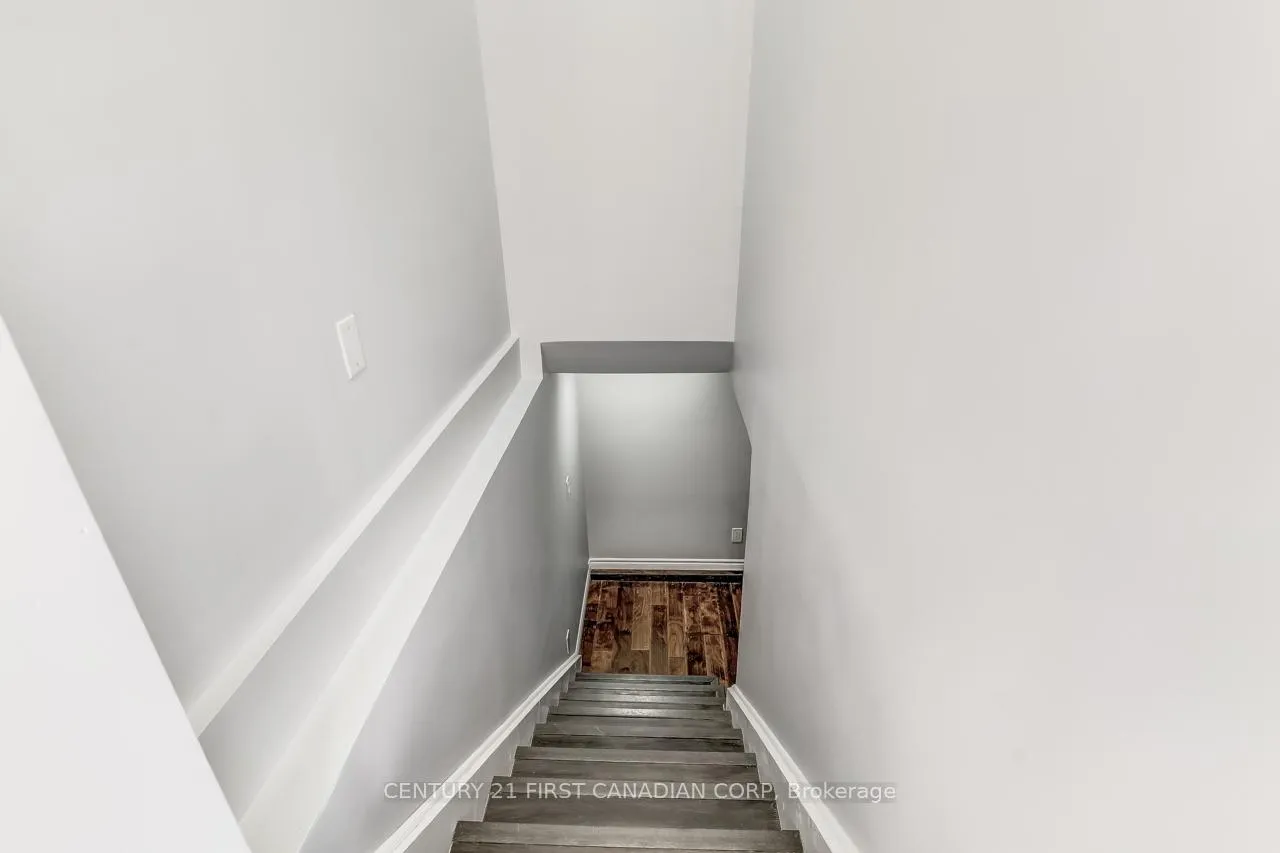 Photo 23 of 9 McLachlin Place, St. Thomas — HOMEH