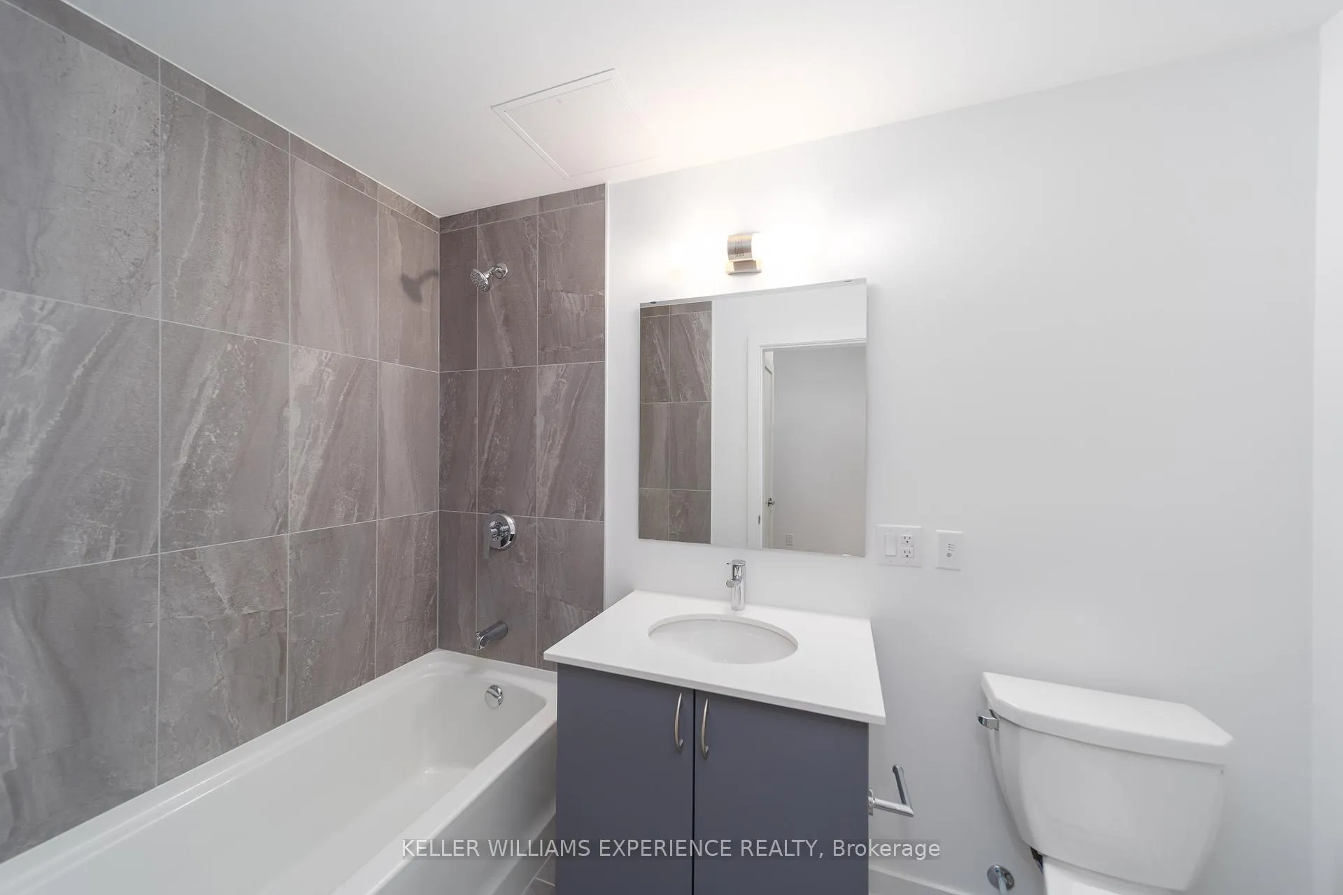 Photo 9 of Unit 508, 56 Lakeside Terrace, Barrie, Little Lake — HOMEH