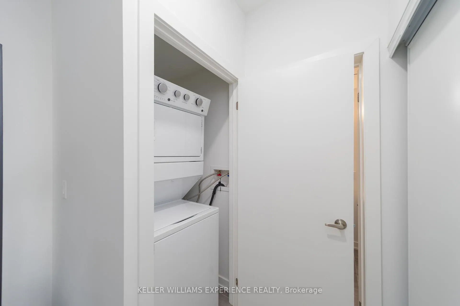 Photo 20 of Unit 508, 56 Lakeside Terrace, Barrie, Little Lake — HOMEH