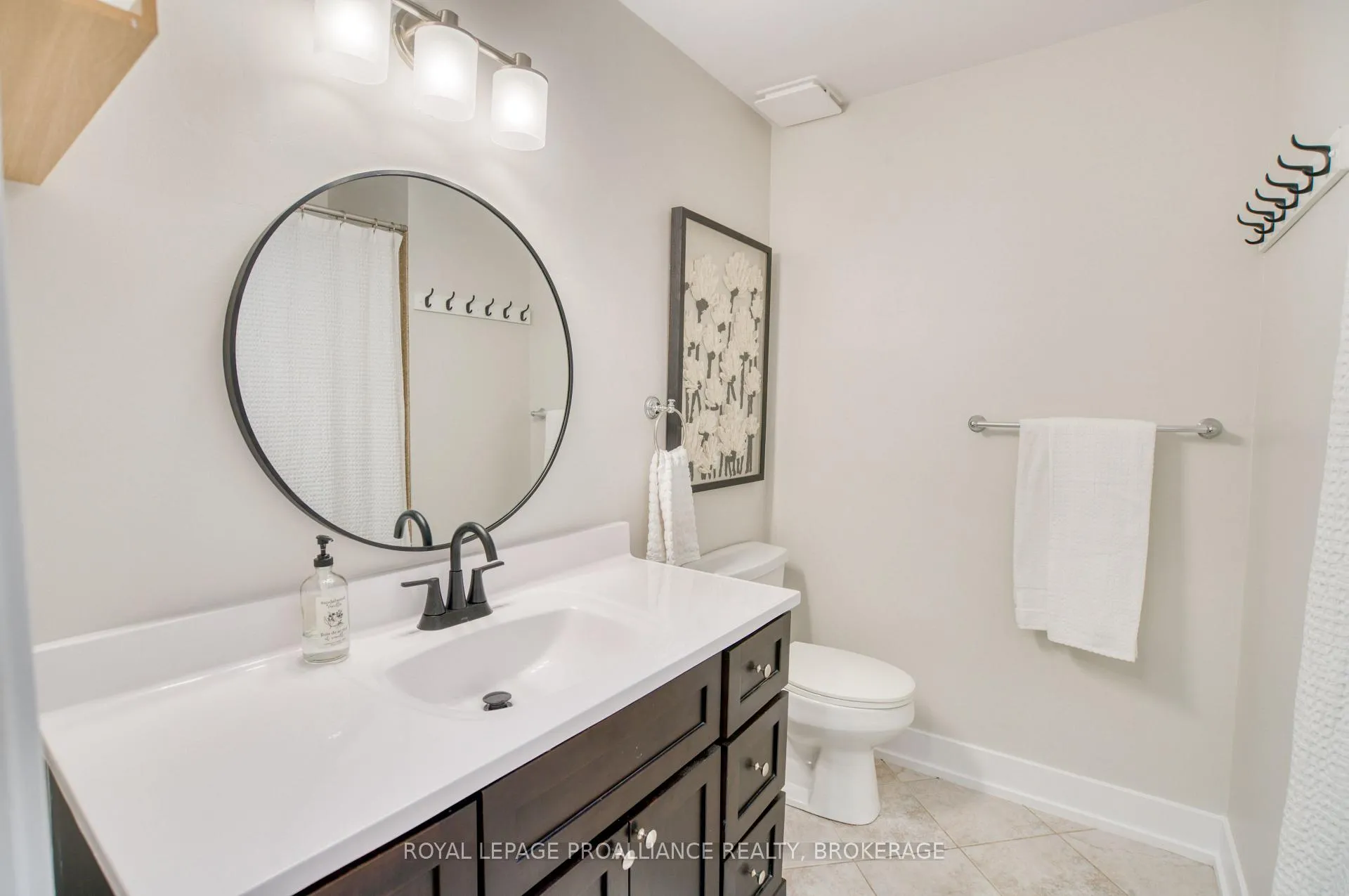 Photo 18 of 59 Fairway Hill Crescent, Kingston, Central City West — HOMEH