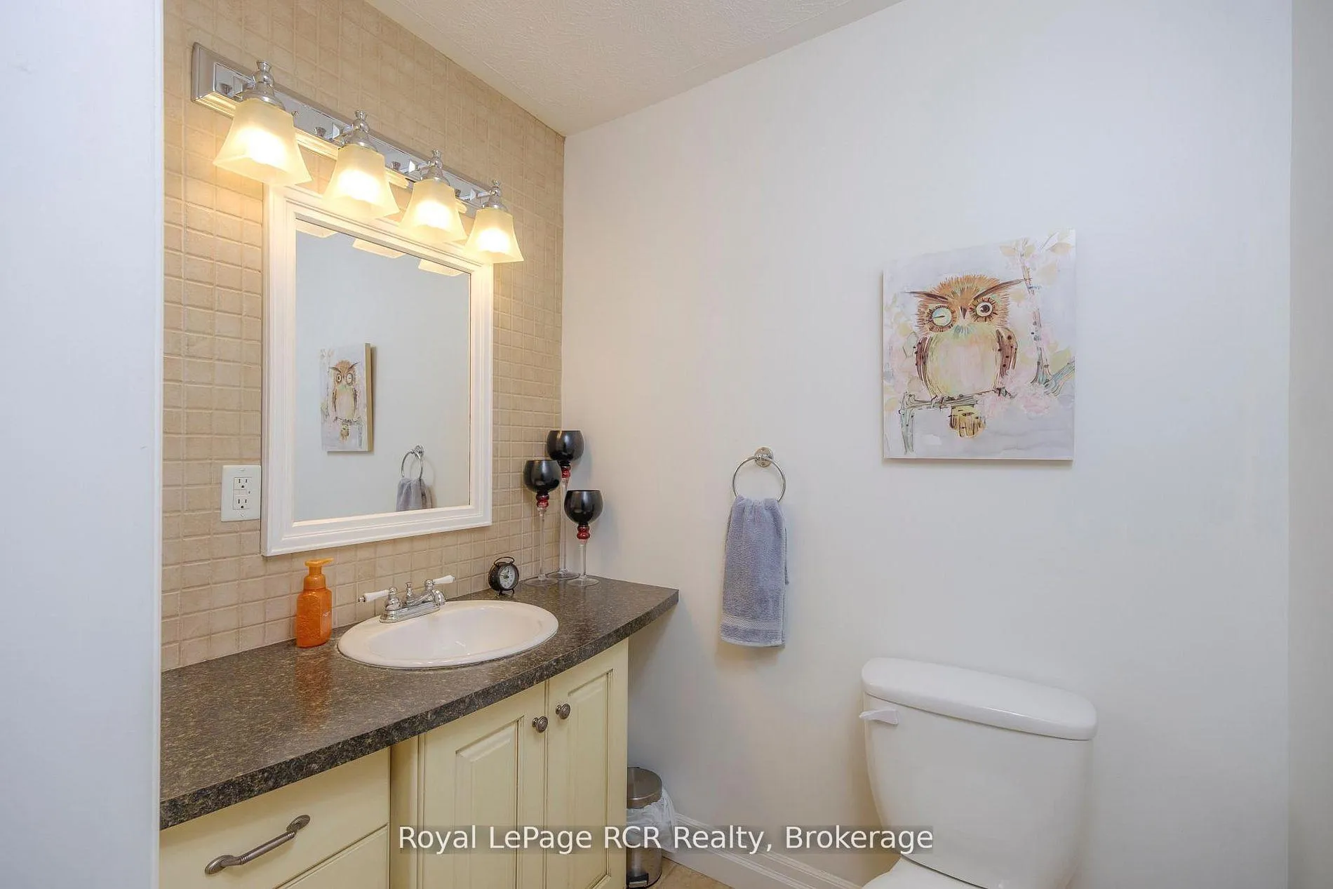 Photo 14 of 335 Ross Street, Huron-Kinloss, Lucknow — HOMEH