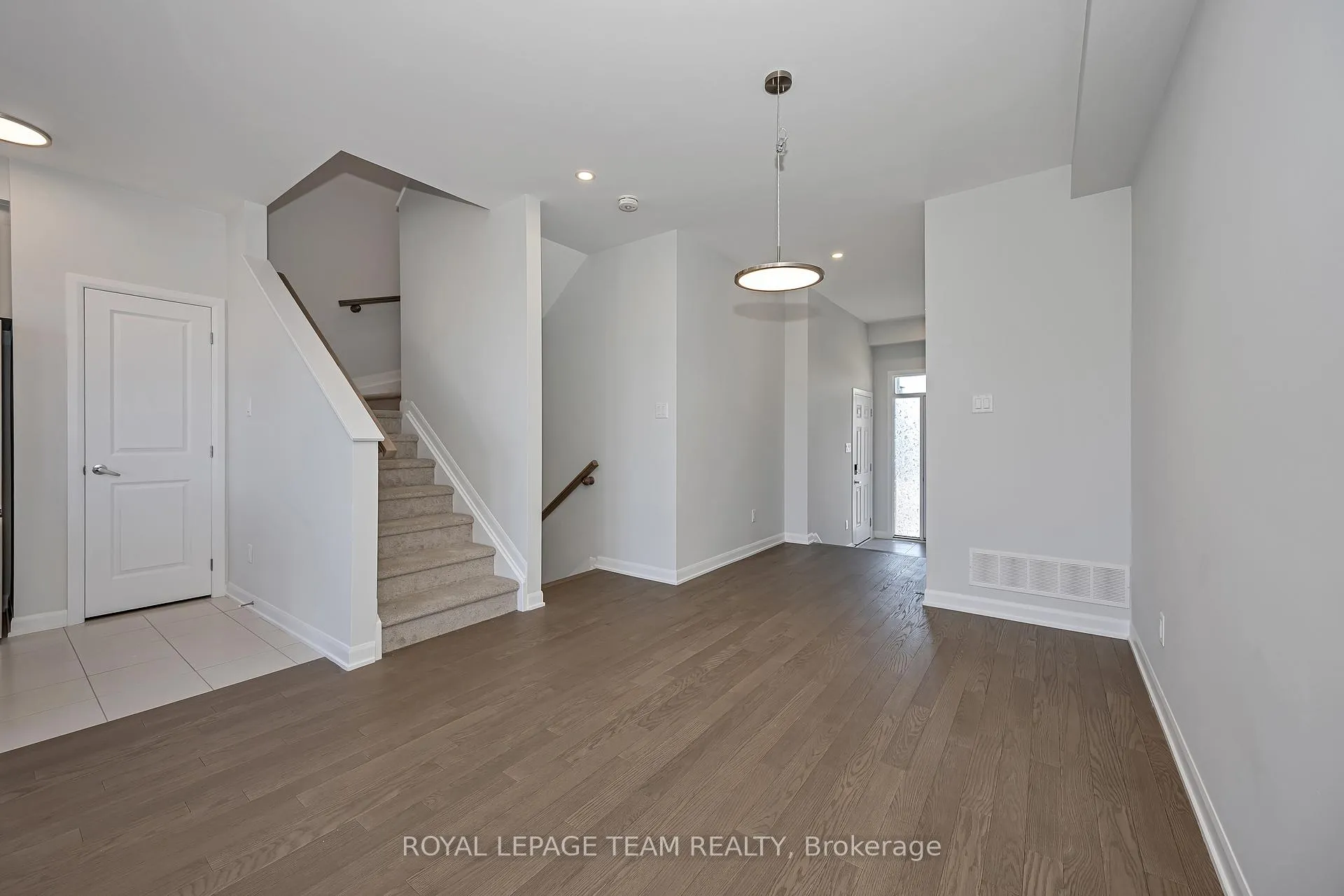 Photo 6 of 265 Bankside Way, Ottawa, Barrhaven - Half Moon Bay — HOMEH