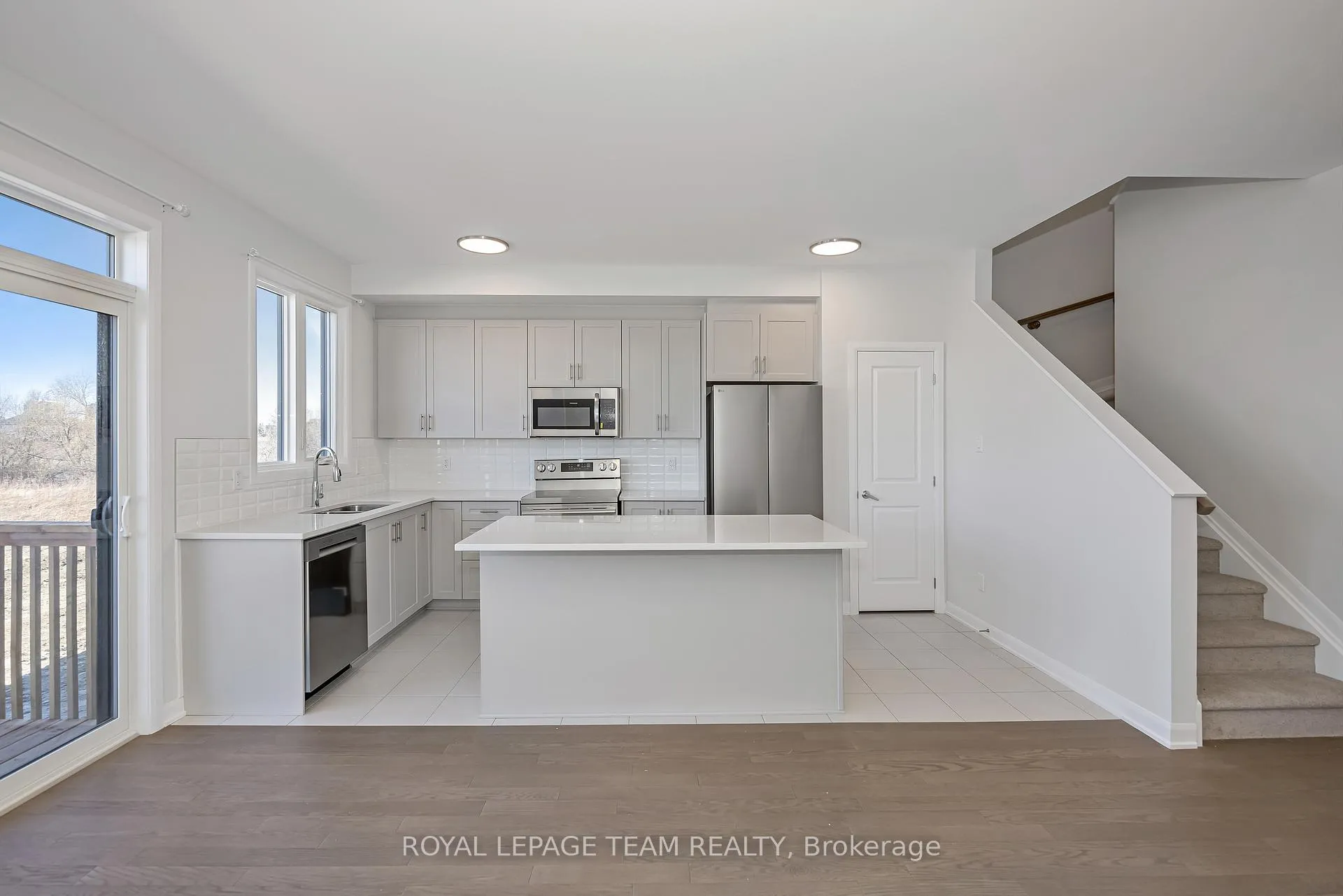 Photo 10 of 265 Bankside Way, Ottawa, Barrhaven - Half Moon Bay — HOMEH