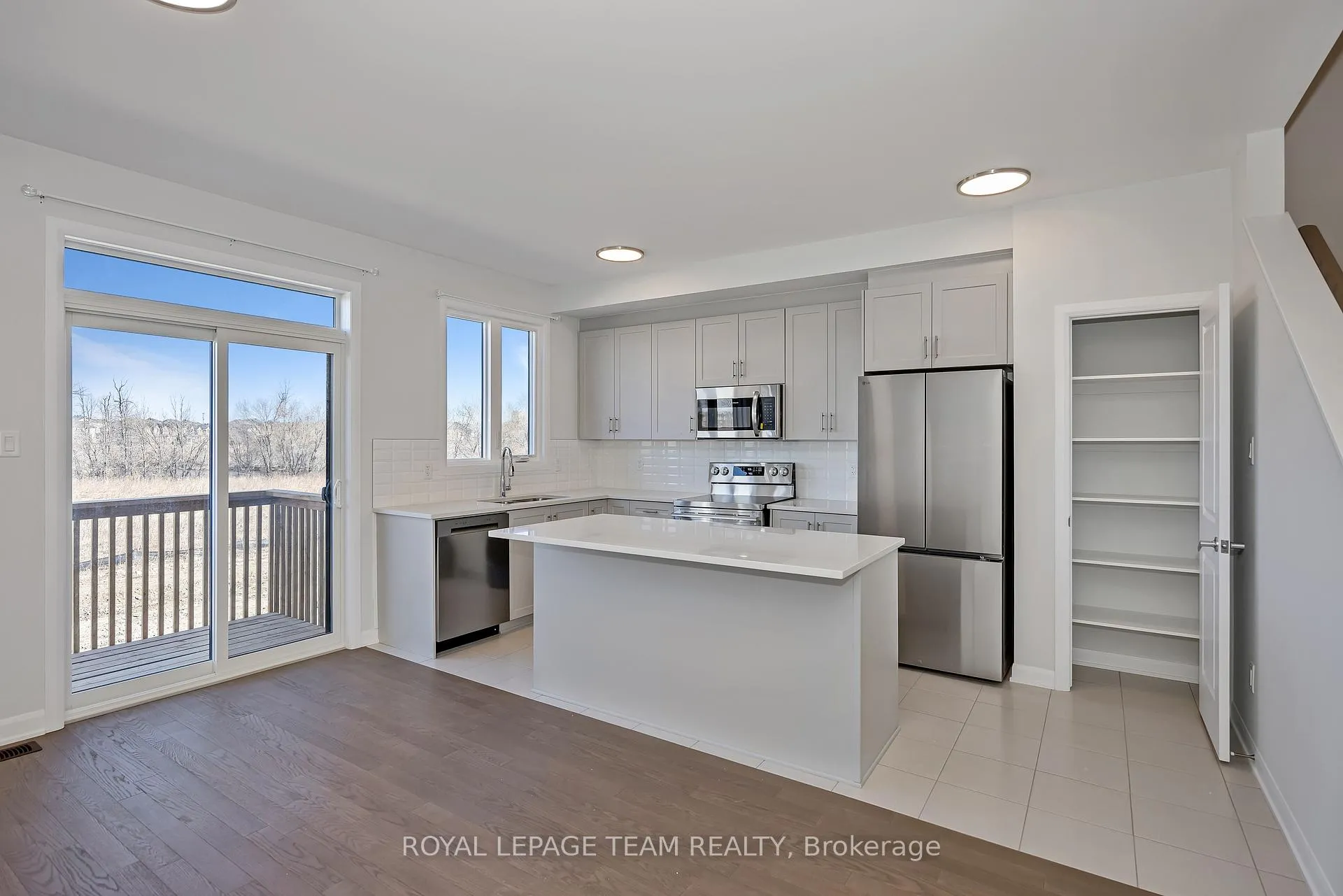 Photo 11 of 265 Bankside Way, Ottawa, Barrhaven - Half Moon Bay — HOMEH