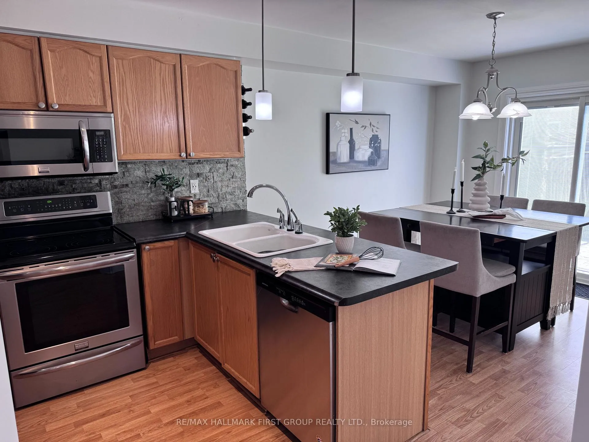 Photo 5 of 46 Steinway Drive, Scugog, Port Perry — HOMEH