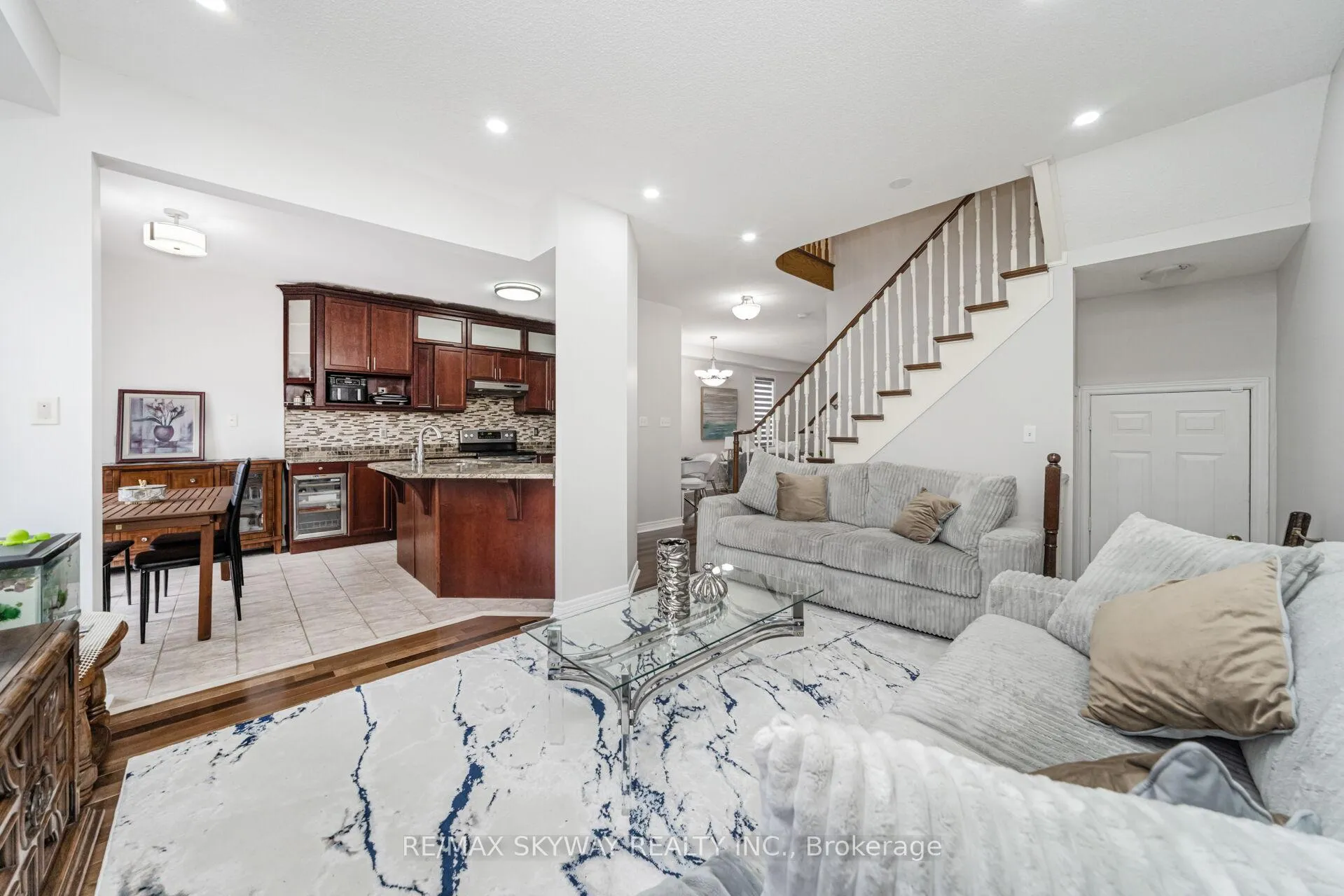 Photo 15 of 87 Ashdale Road, Brampton, Bram West — HOMEH