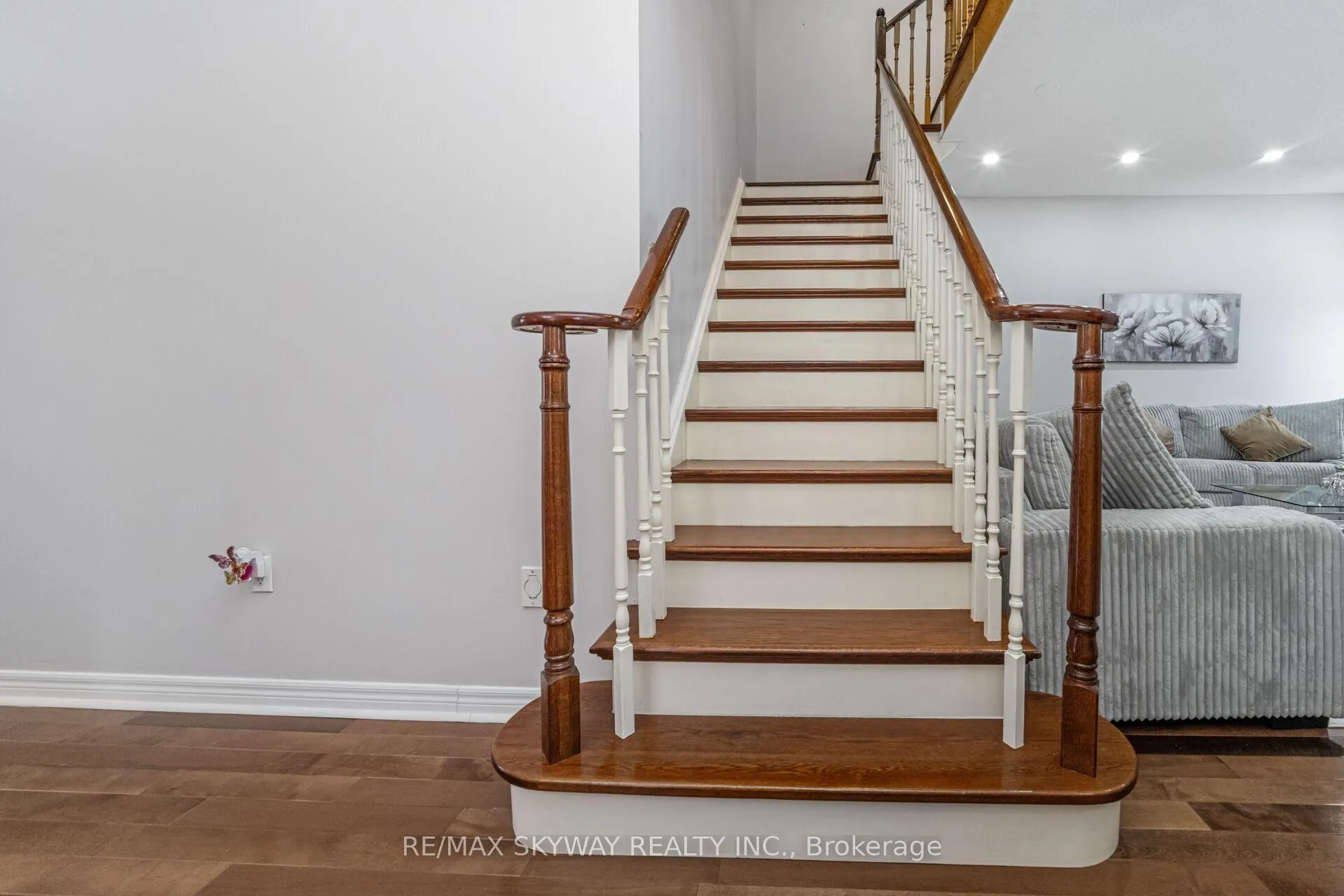 Photo 21 of 87 Ashdale Road, Brampton, Bram West — HOMEH