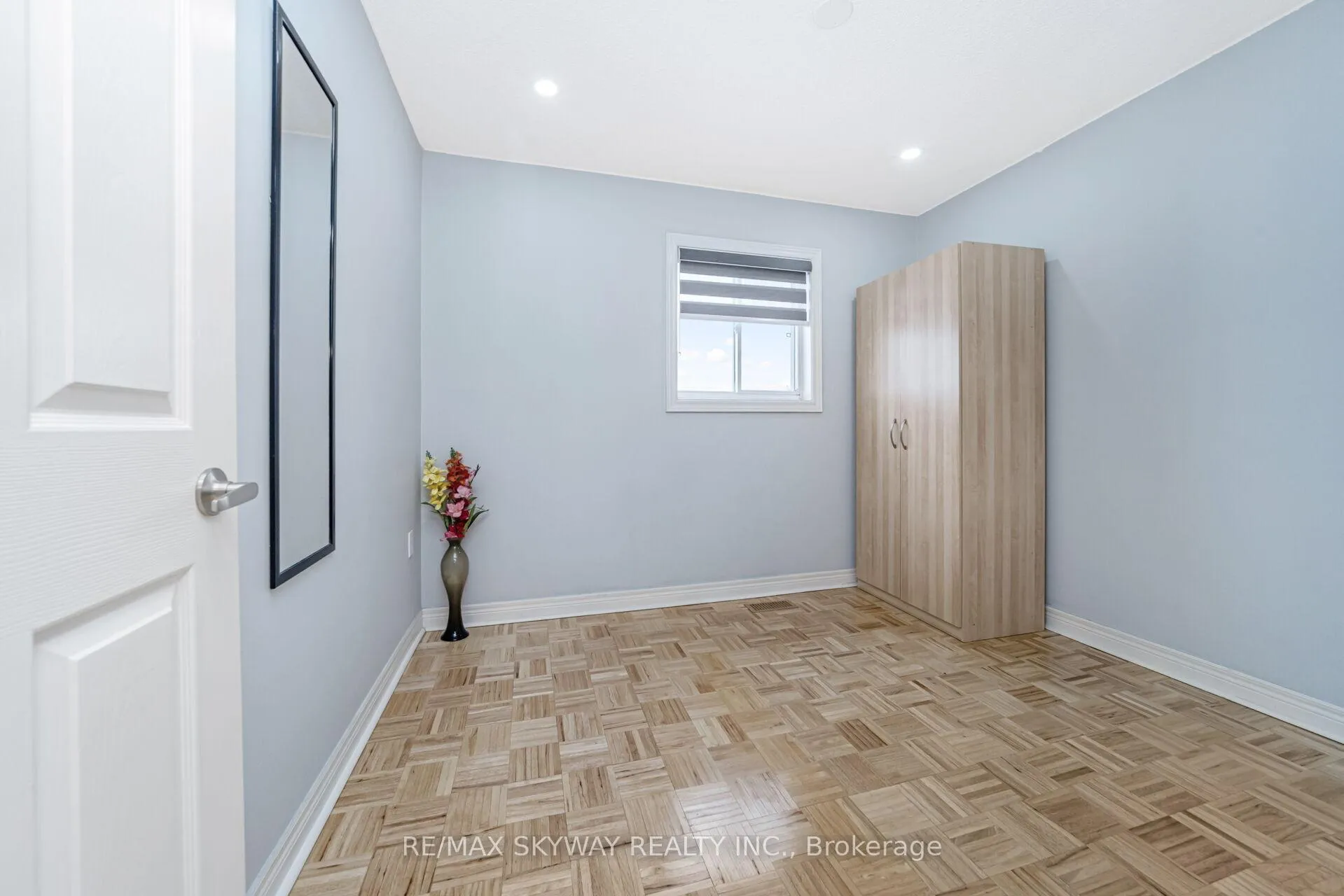 Photo 23 of 87 Ashdale Road, Brampton, Bram West — HOMEH