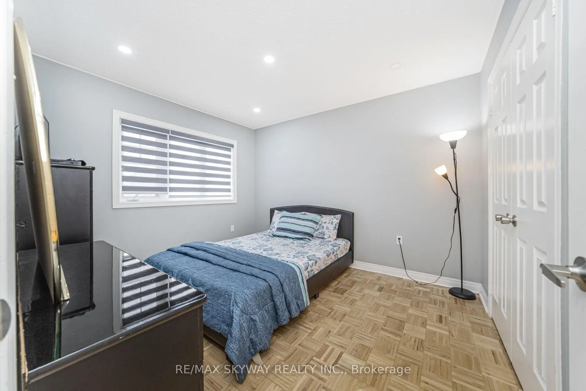 Photo 32 of 87 Ashdale Road, Brampton, Bram West — HOMEH