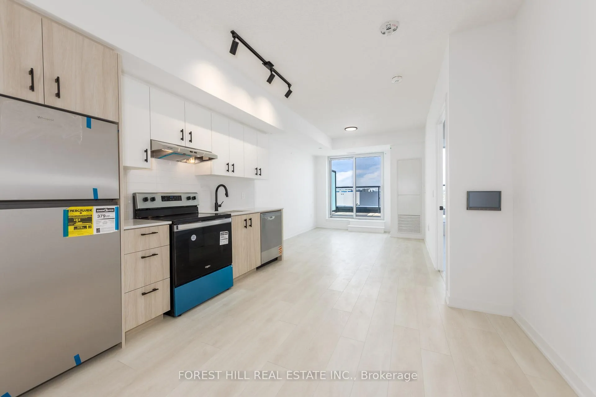 Photo 1 of Unit 414, 4878 Powers Common, Burlington, Alton — HOMEH