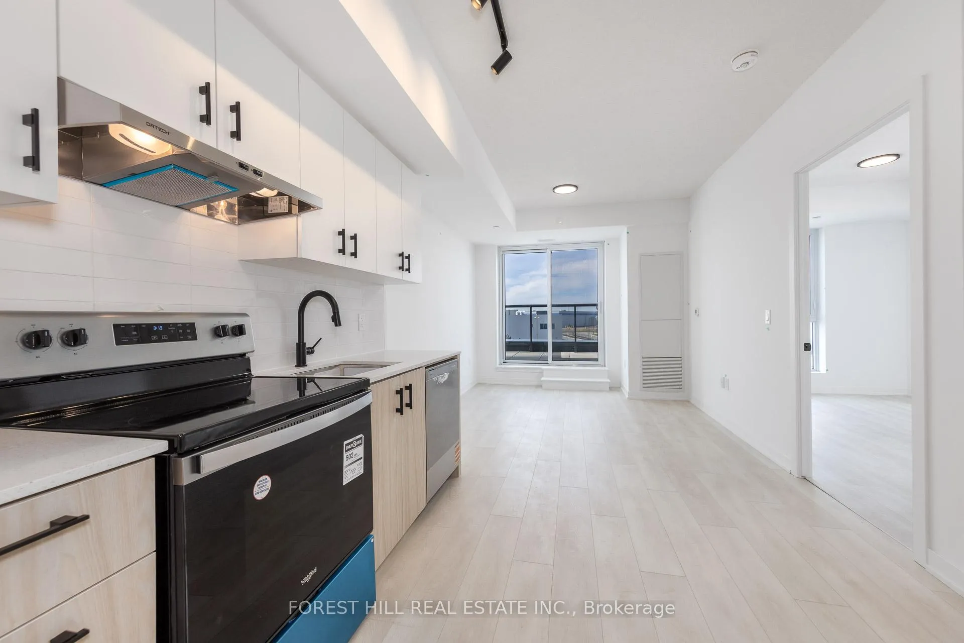 Photo 7 of Unit 414, 4878 Powers Common, Burlington, Alton — HOMEH