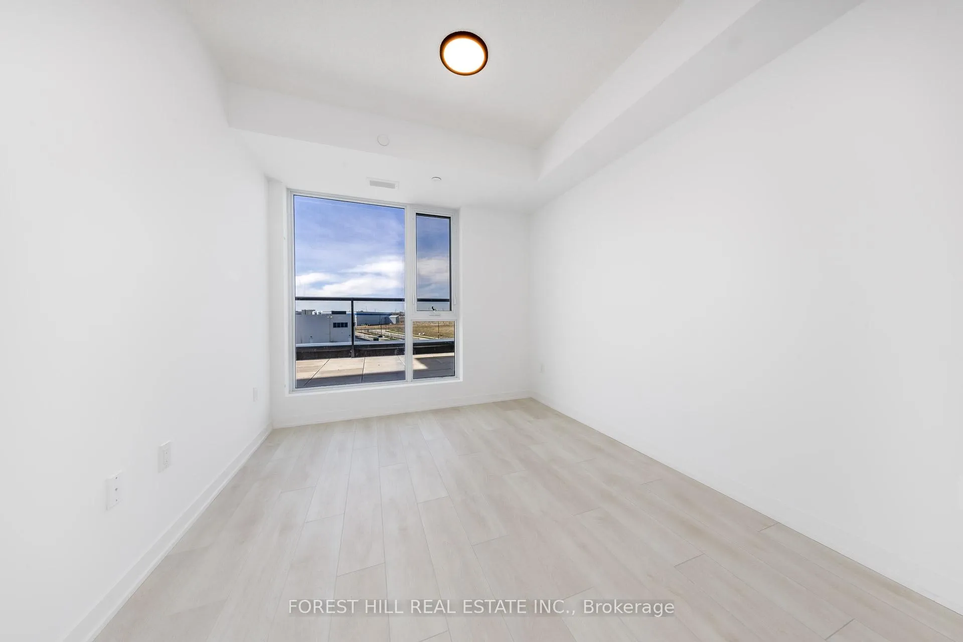 Photo 17 of Unit 414, 4878 Powers Common, Burlington, Alton — HOMEH