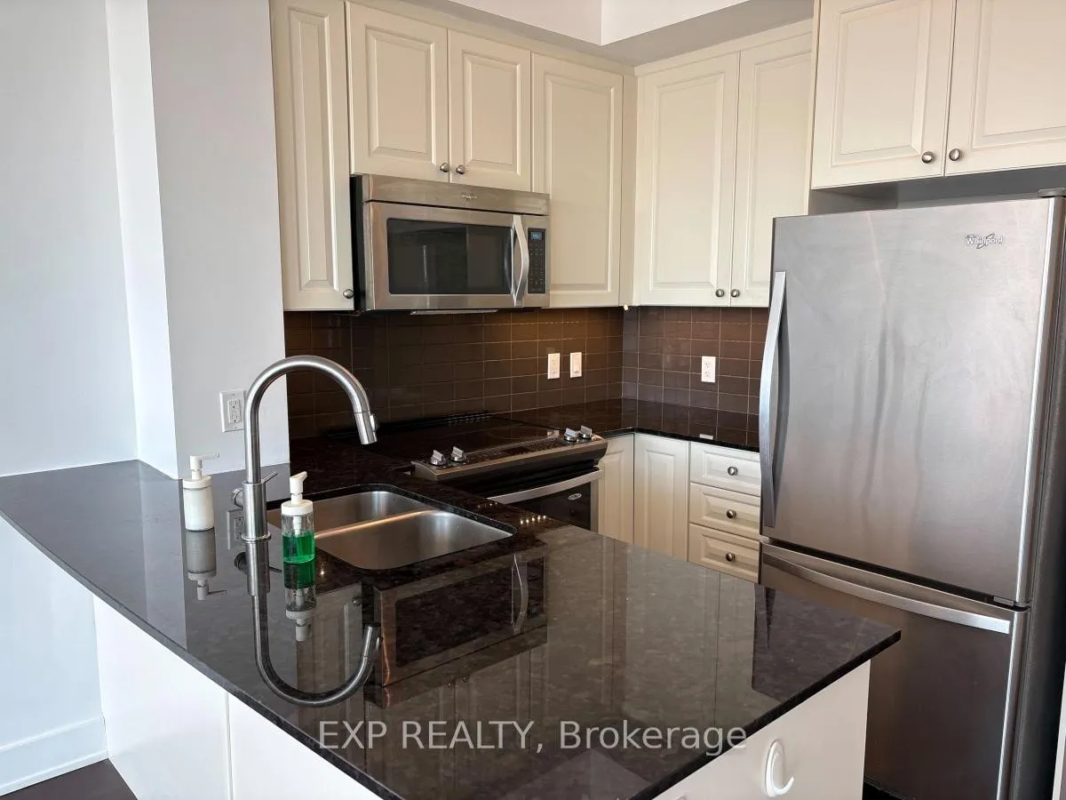 Photo 10 of Unit 1108, 1035 Bank Street, Ottawa, Glebe — HOMEH